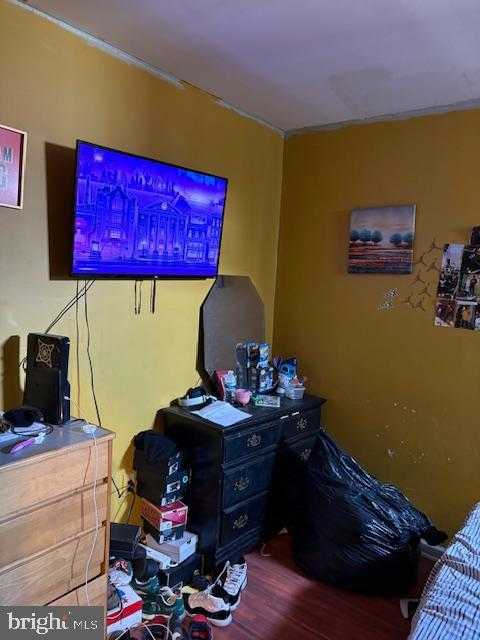 4225 N Sydenham St photo 10