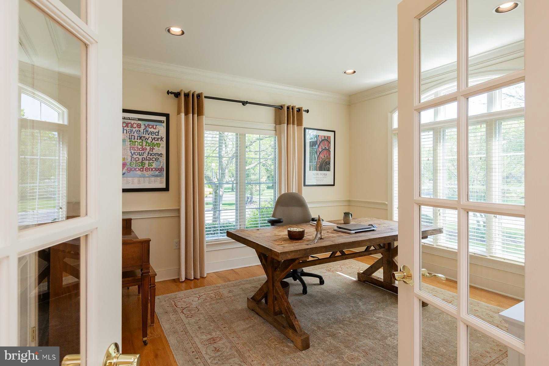 801 Greenside Dr photo 10