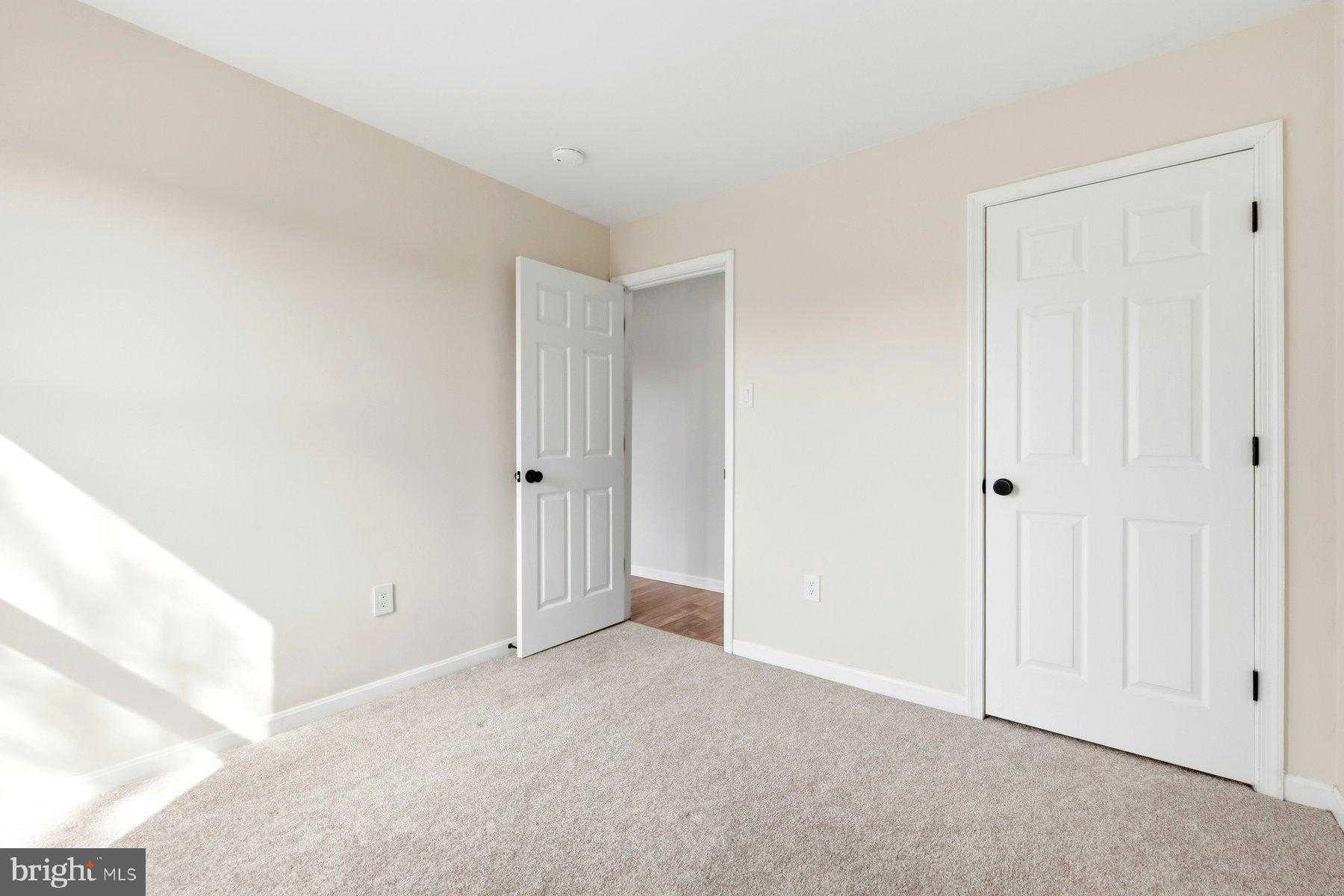 10391 Meadowhead Cir photo 22