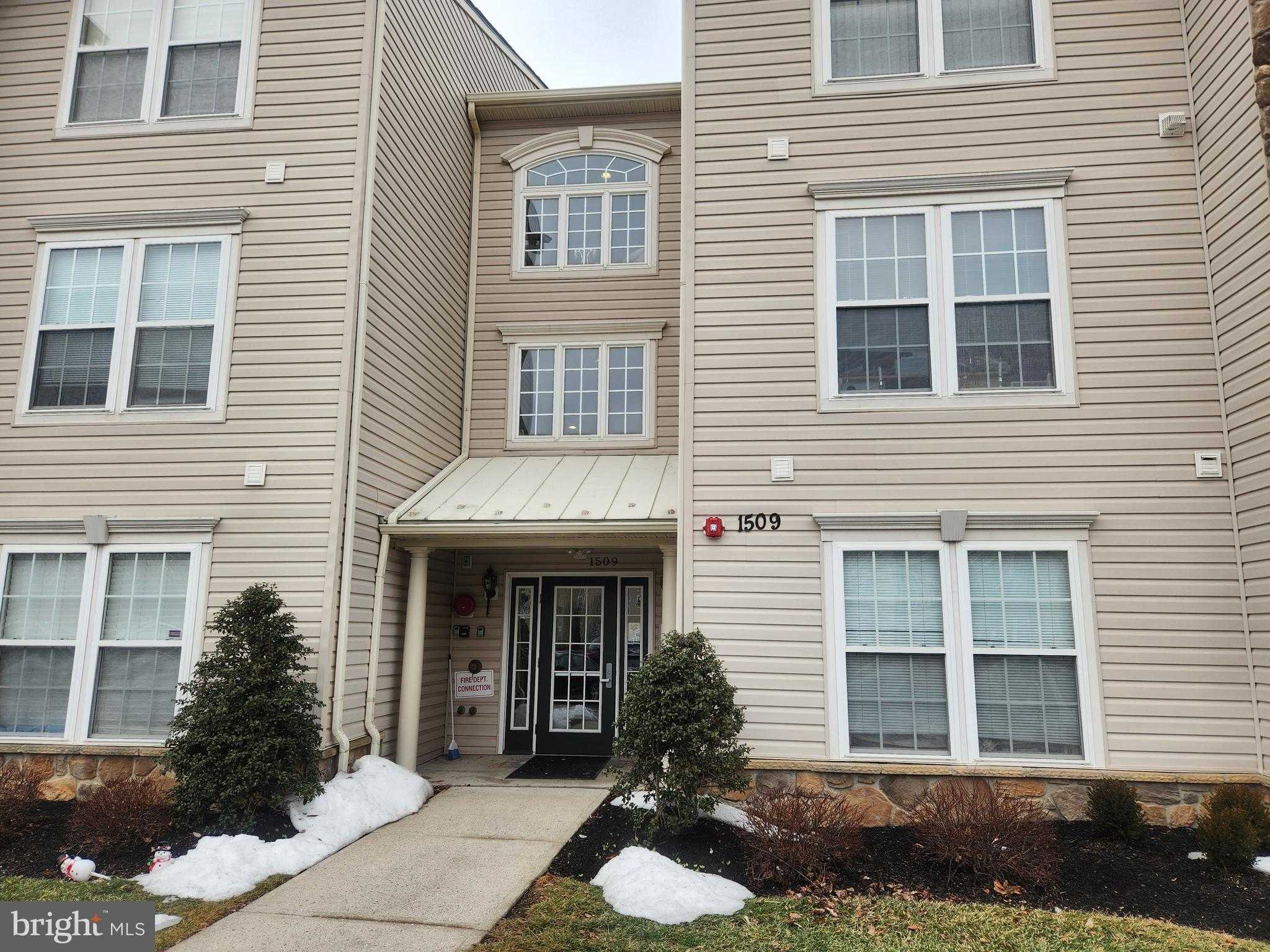 1509 Moore St Unit 202