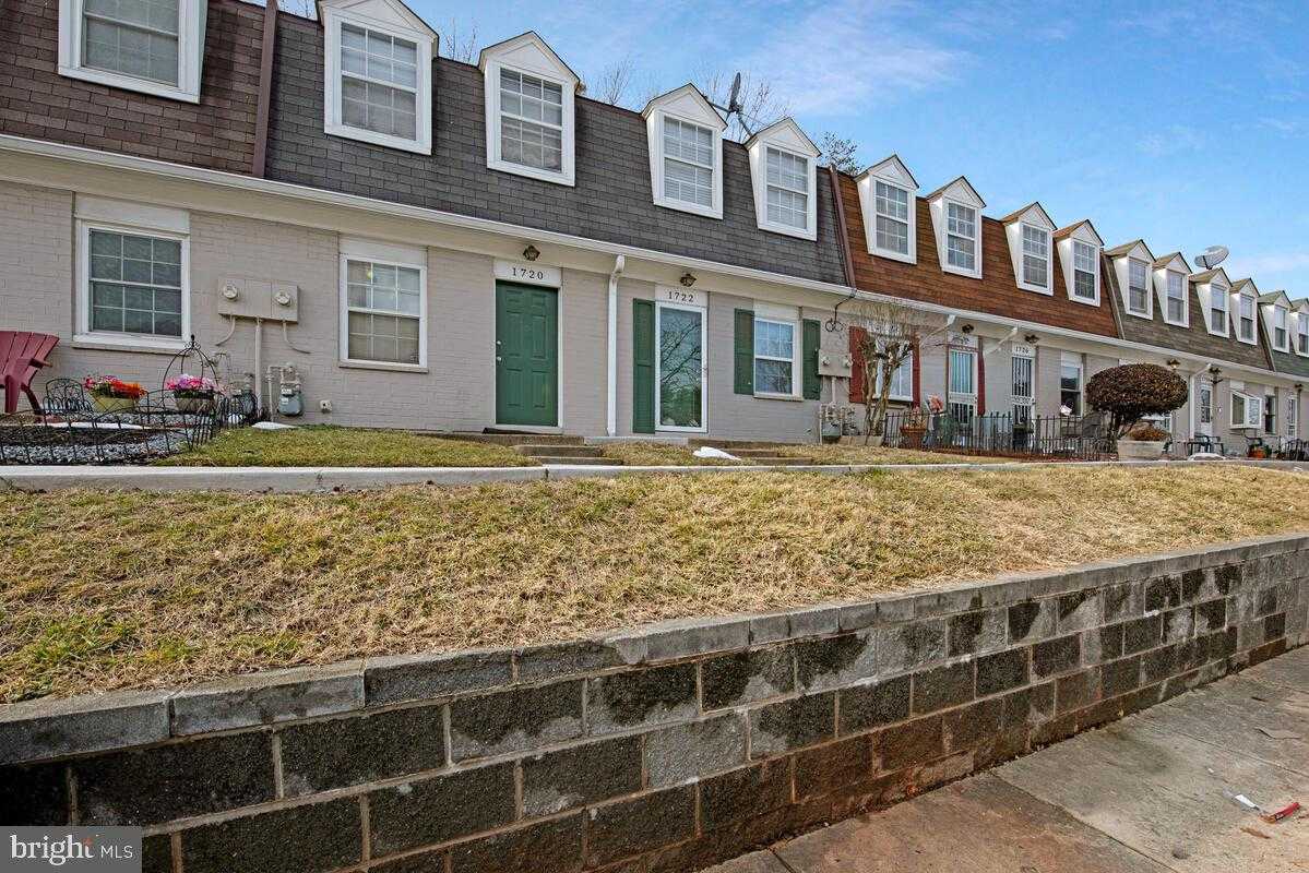 1722 Village Green Dr # A12, Landover