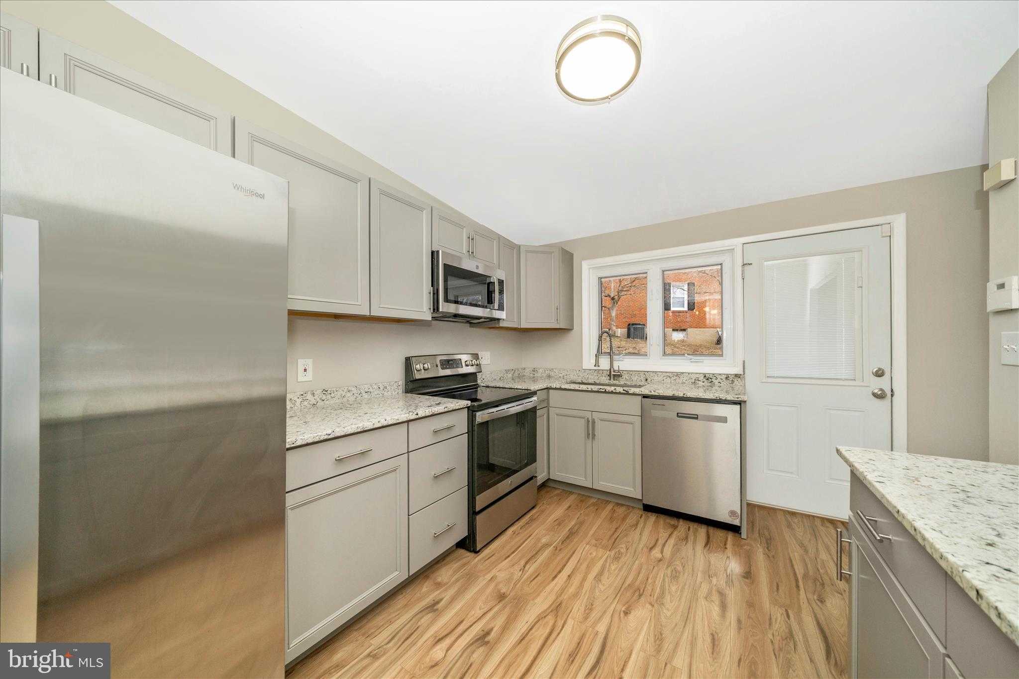 1302 Glenmont Rd photo 18