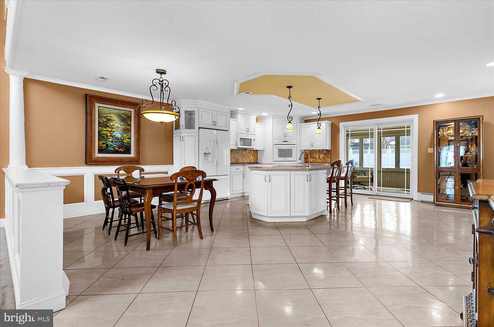 2037 Woodside Ln photo 15