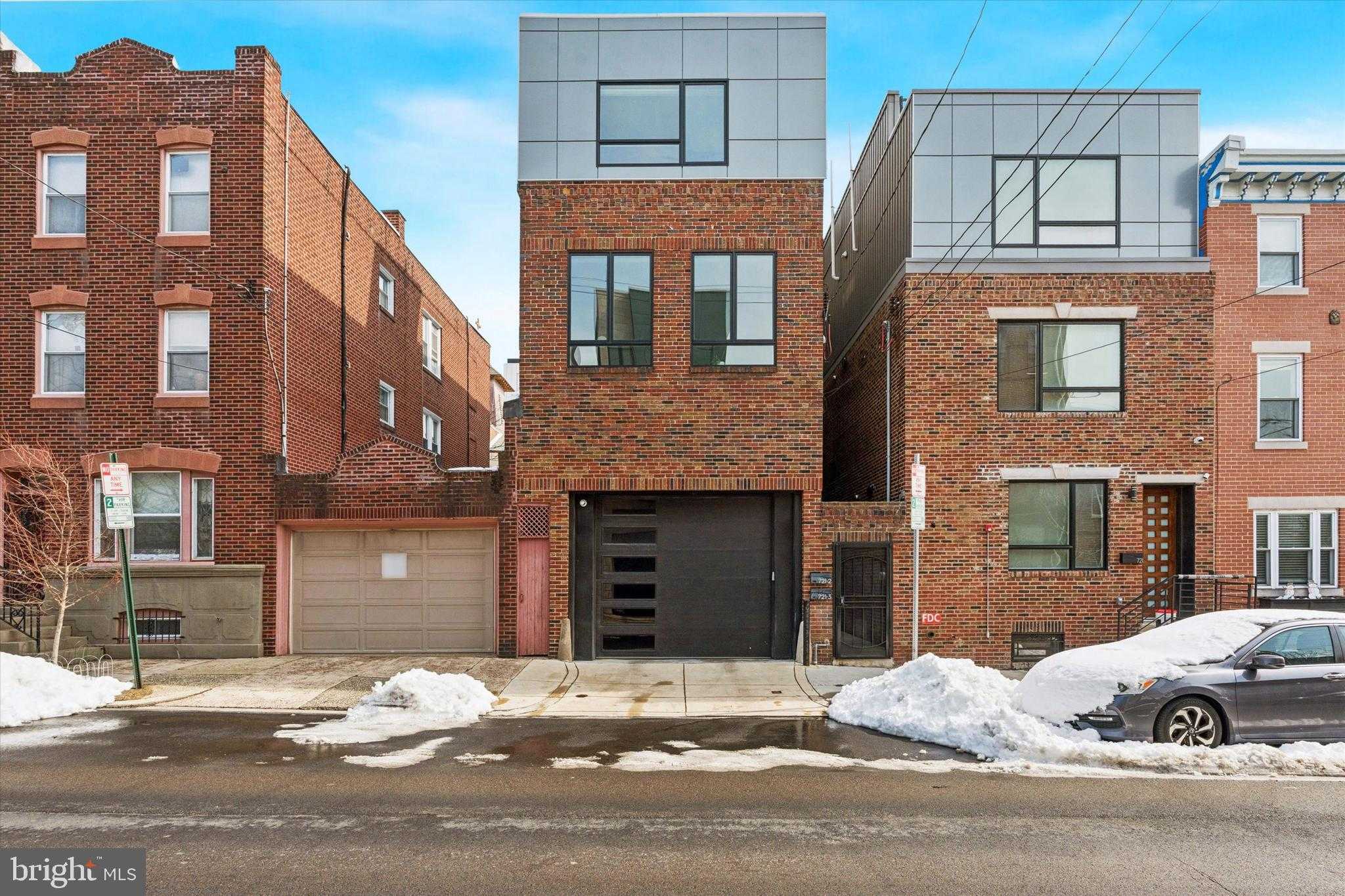 721 N 3rd St Unit 2, Philadelphia