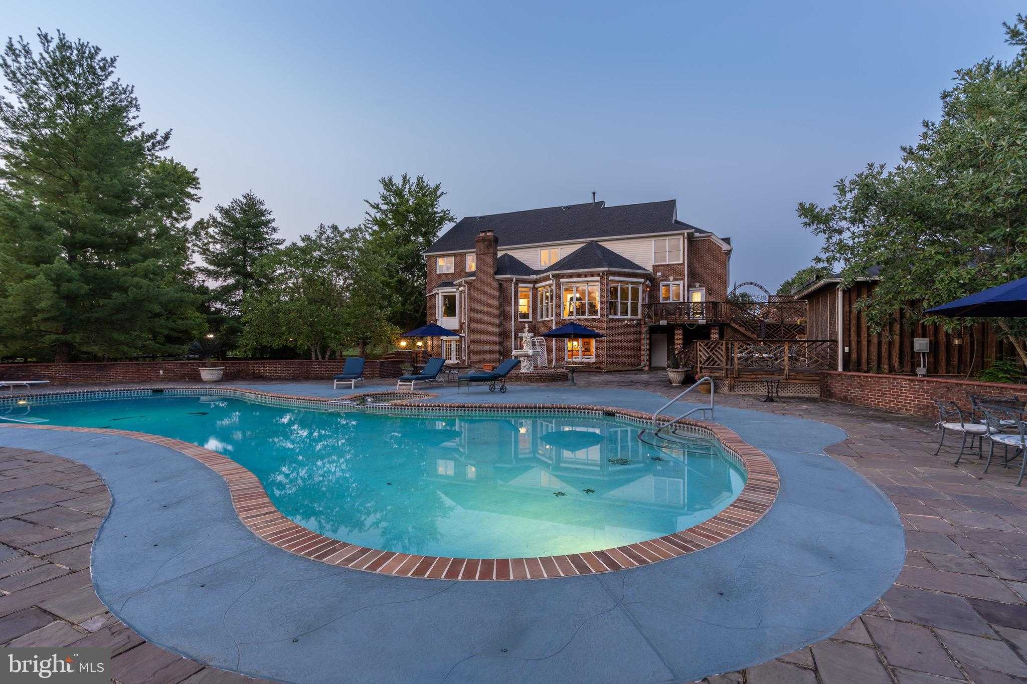 5340 Chandley Farm Cir, Centreville