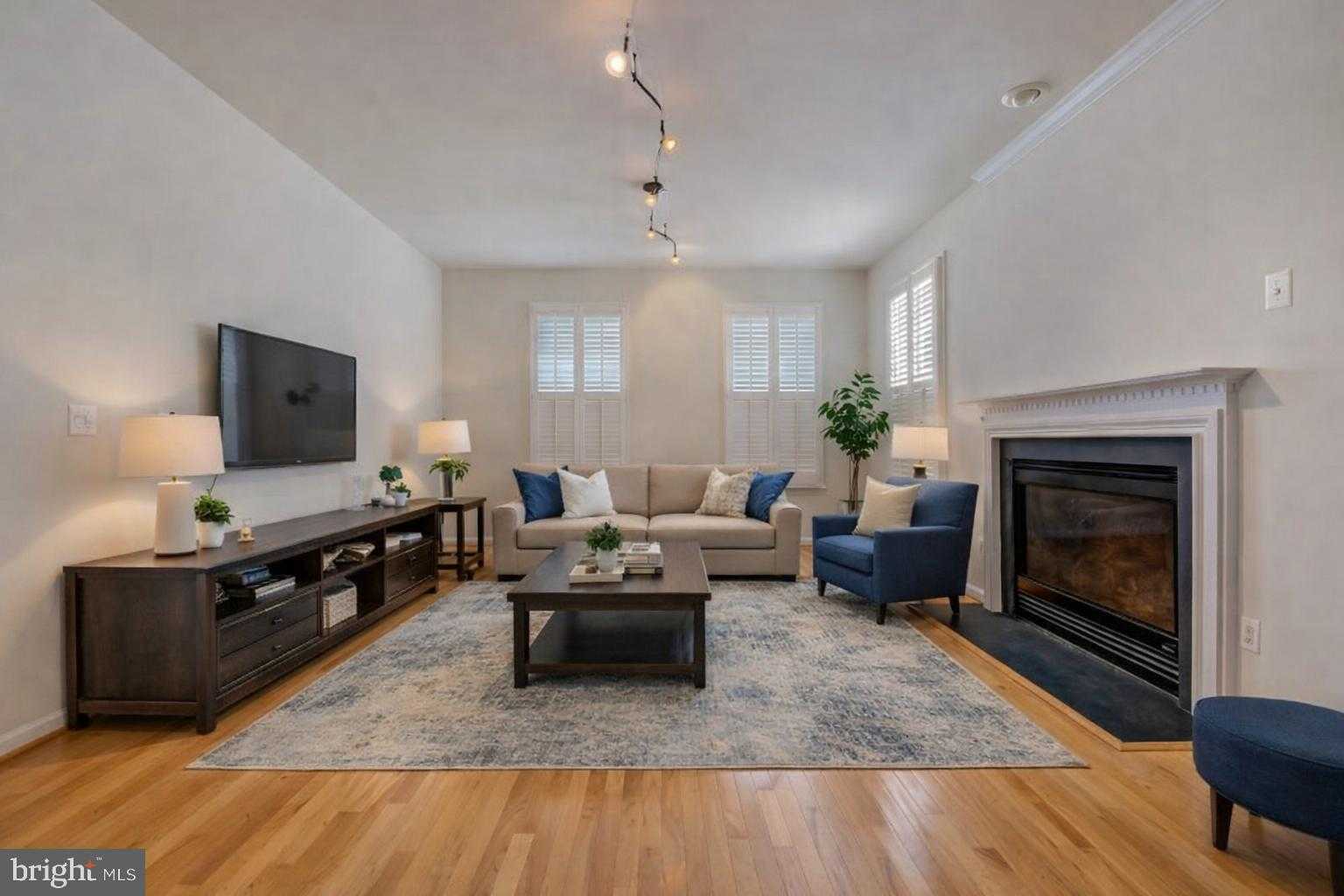 11701 Town Green Rd, Bristow