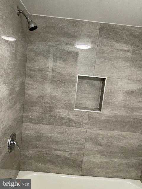 1836 Metzerott Rd Apt 1516, Adelphi