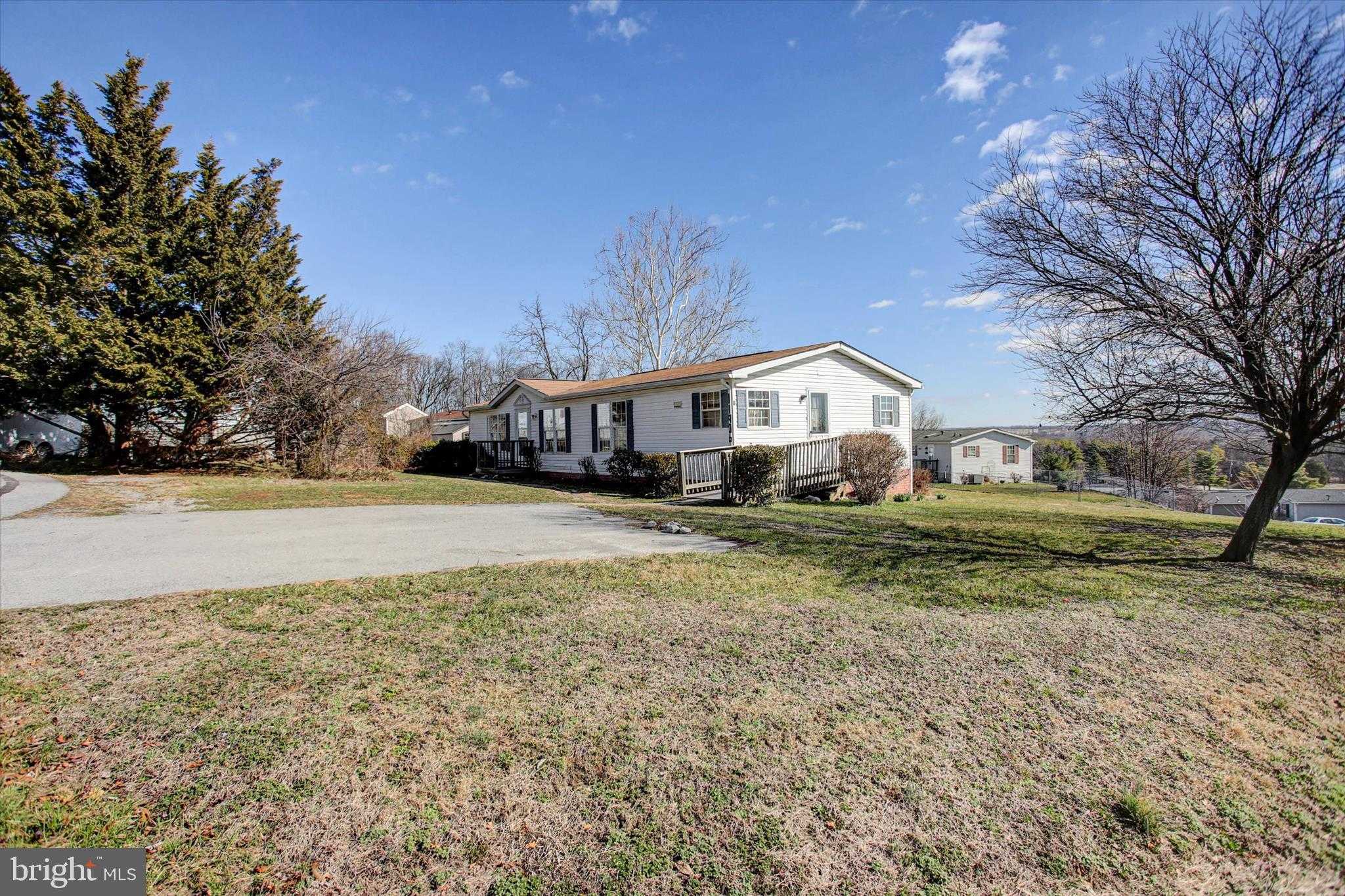 11906 Heather Dr photo 4
