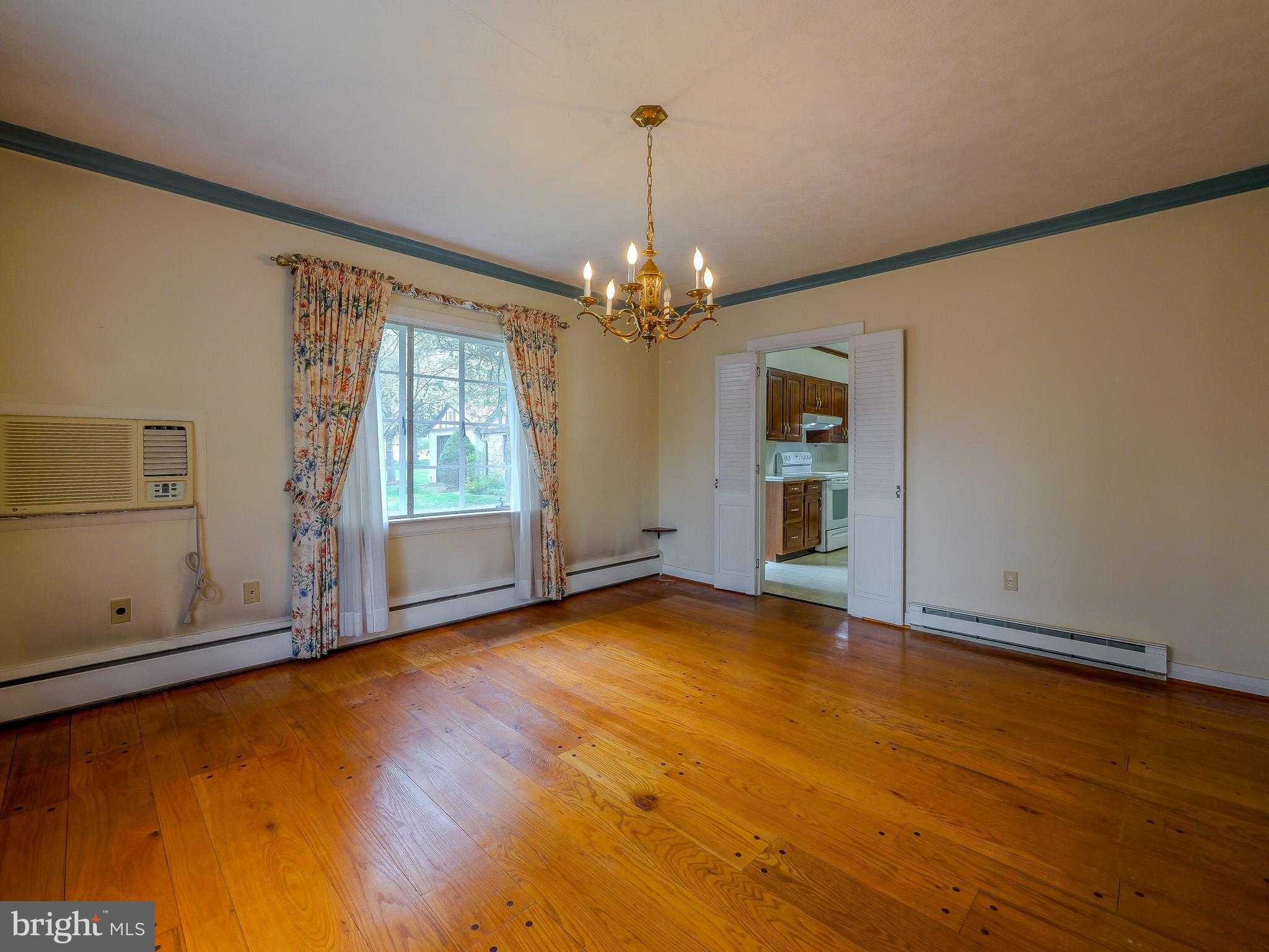 153 W Rose Valley Rd photo 27