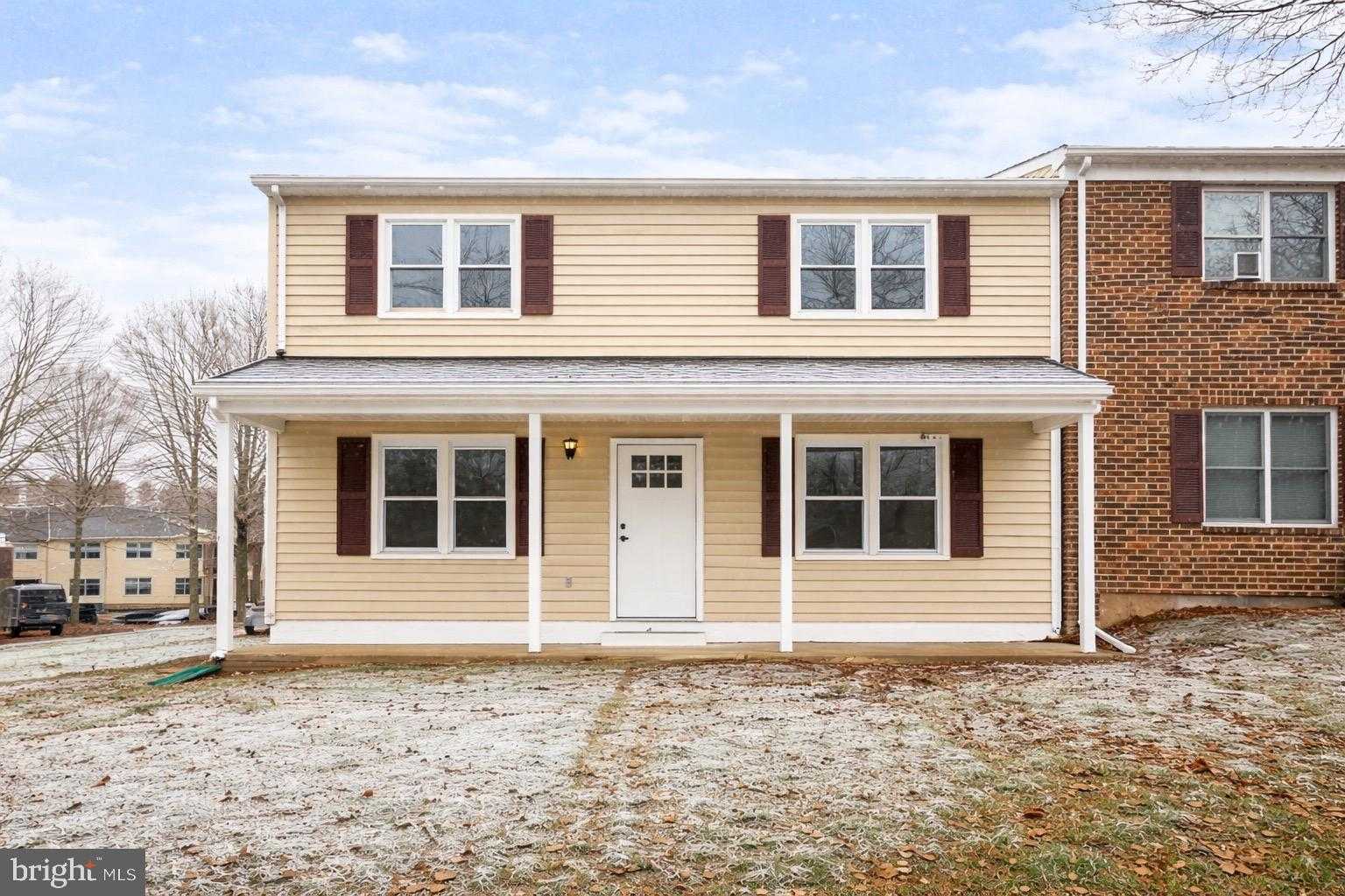 507 Hickory Ln