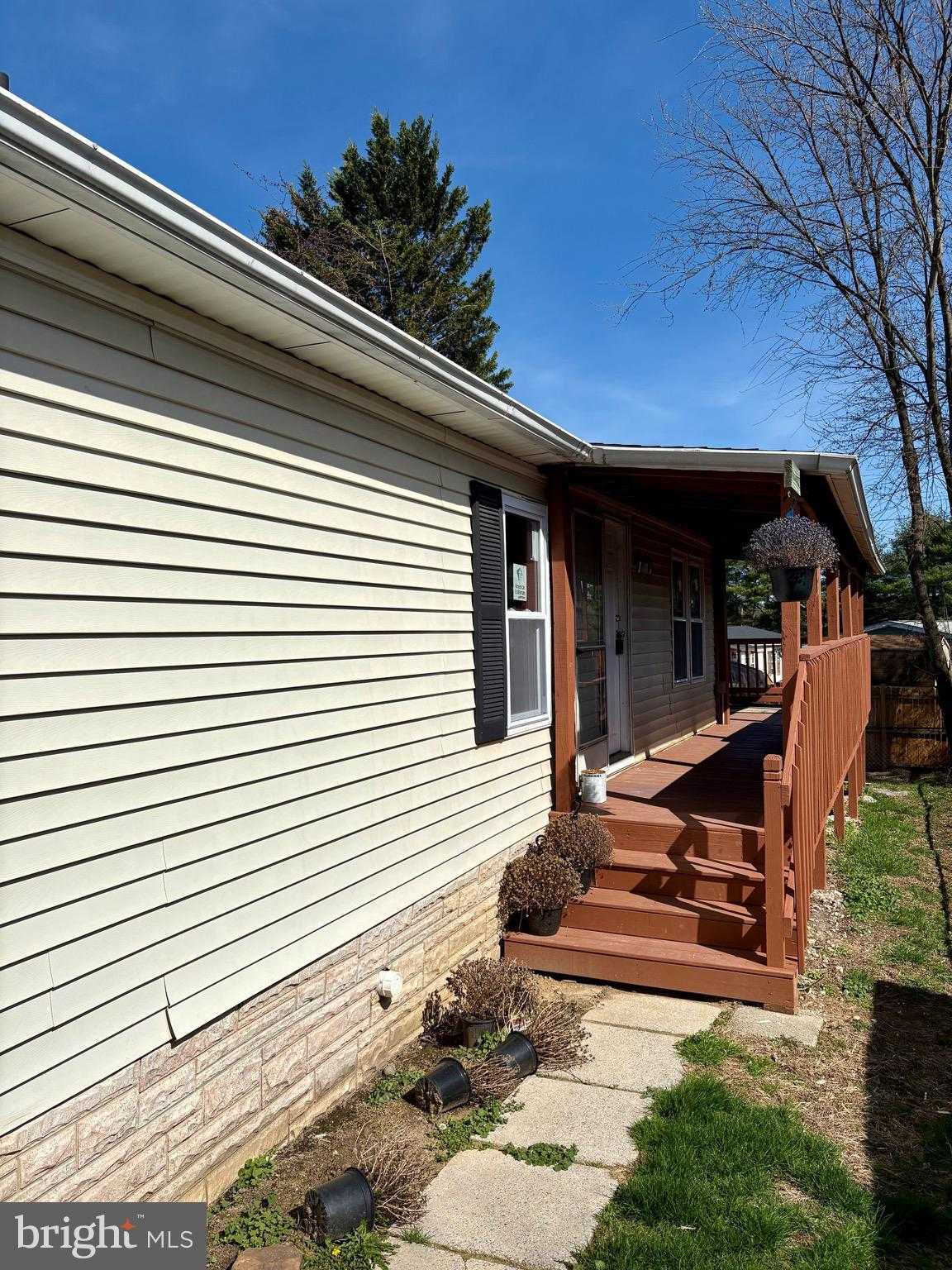 12021 Heather Dr, Hagerstown