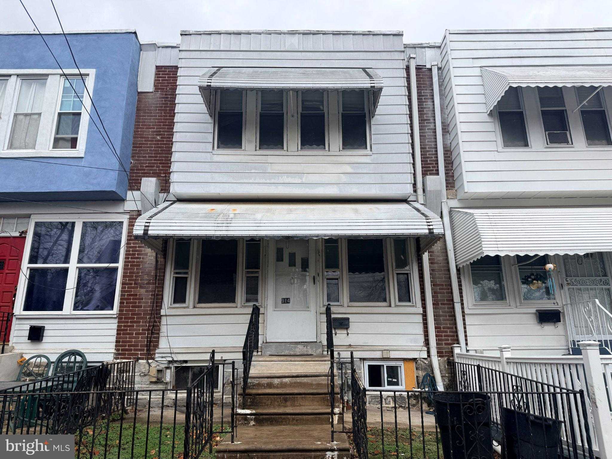 914 Marshall Rd, Sharon Hill