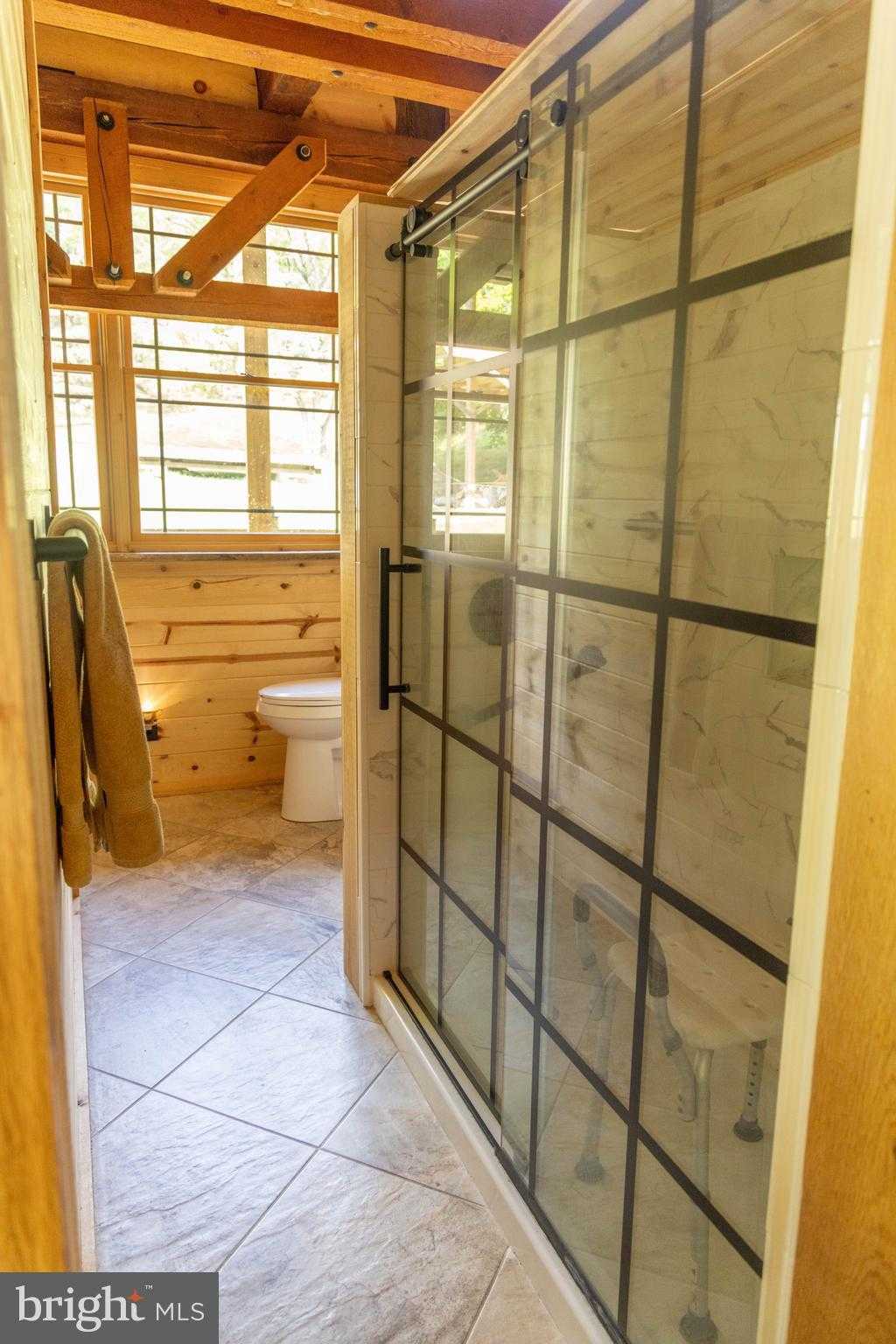 975 Lambs Run Rd photo 33