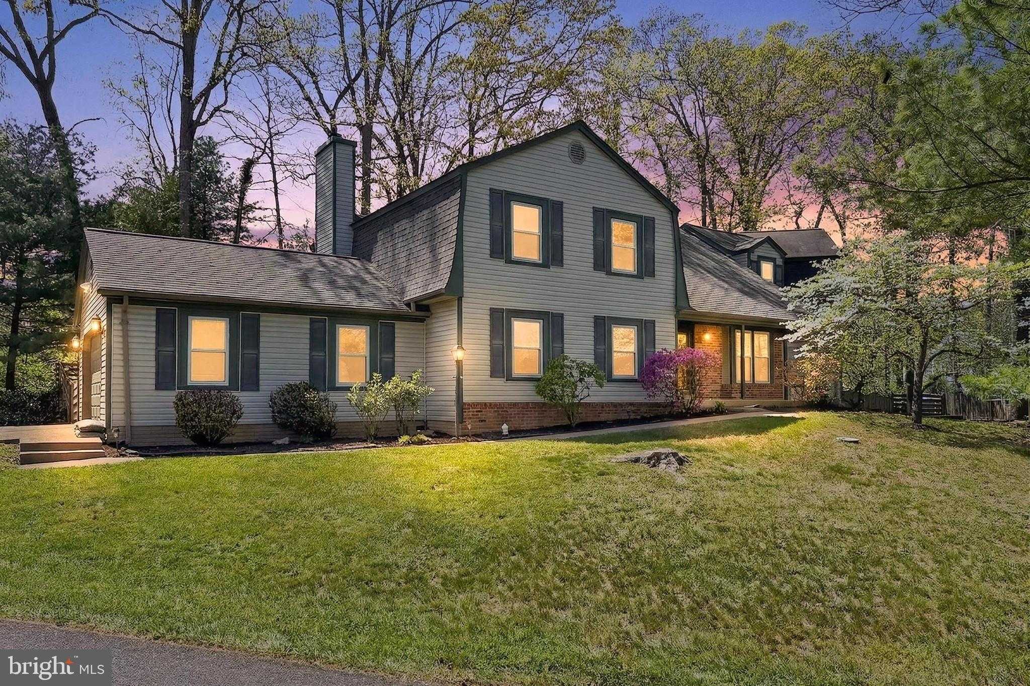 15117 Philip Lee Rd, Chantilly