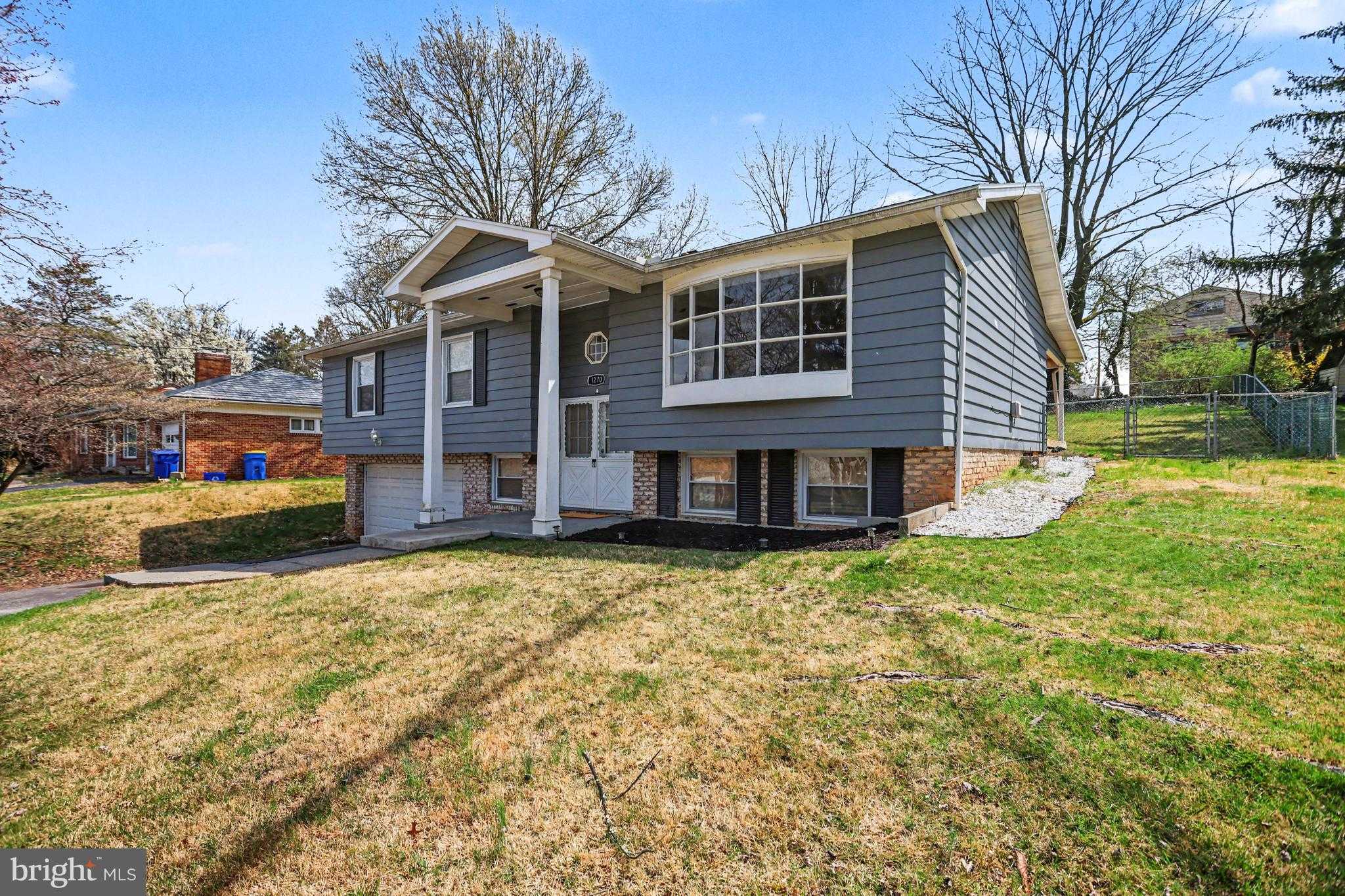 1270 Glendale Rd photo 3
