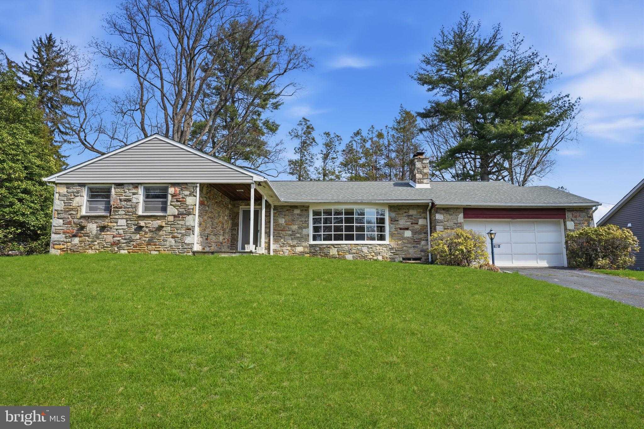 10 Home Rd, Hatboro