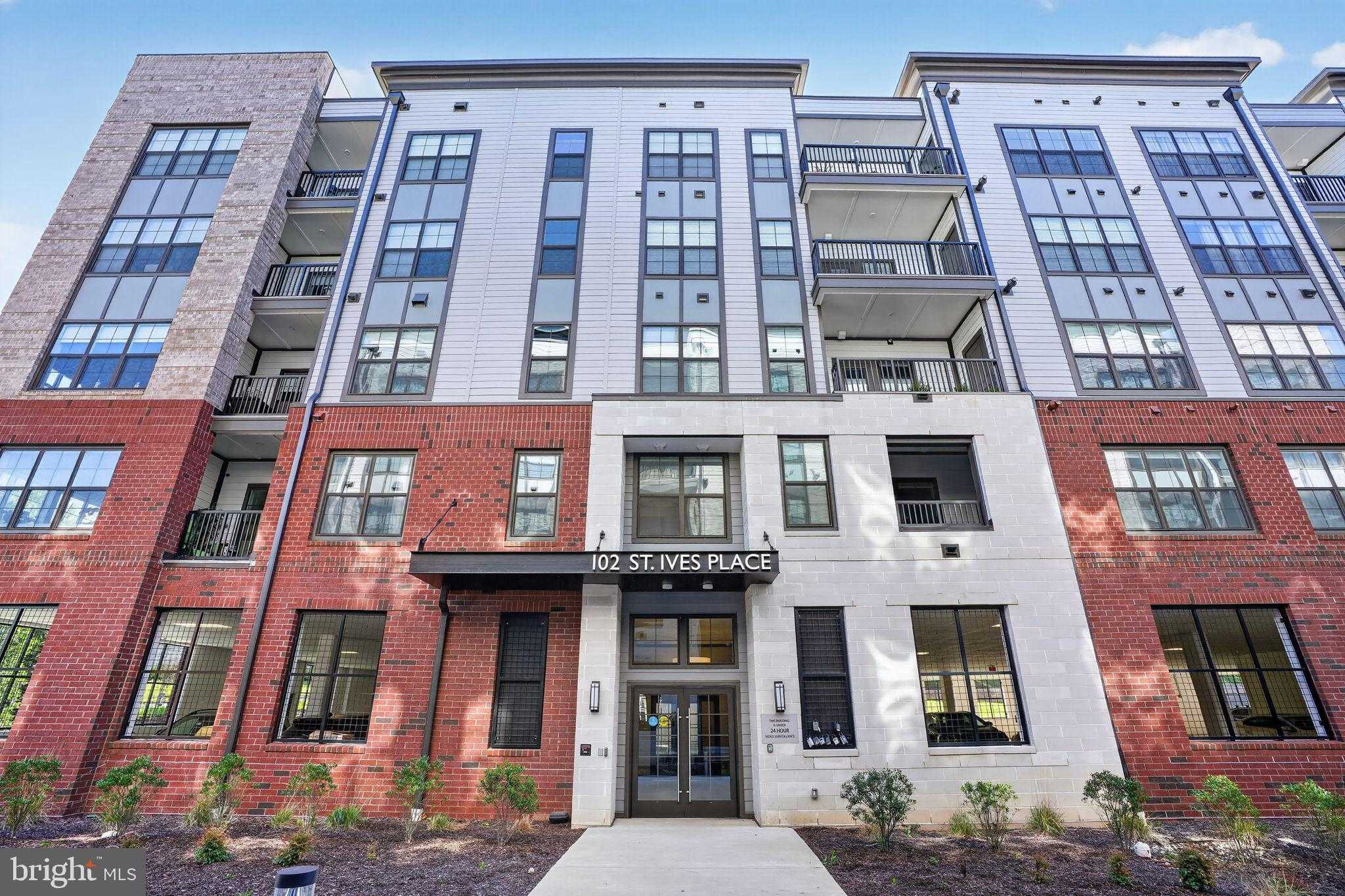 102 Saint Ives Pl Apt 401, Oxon Hill
