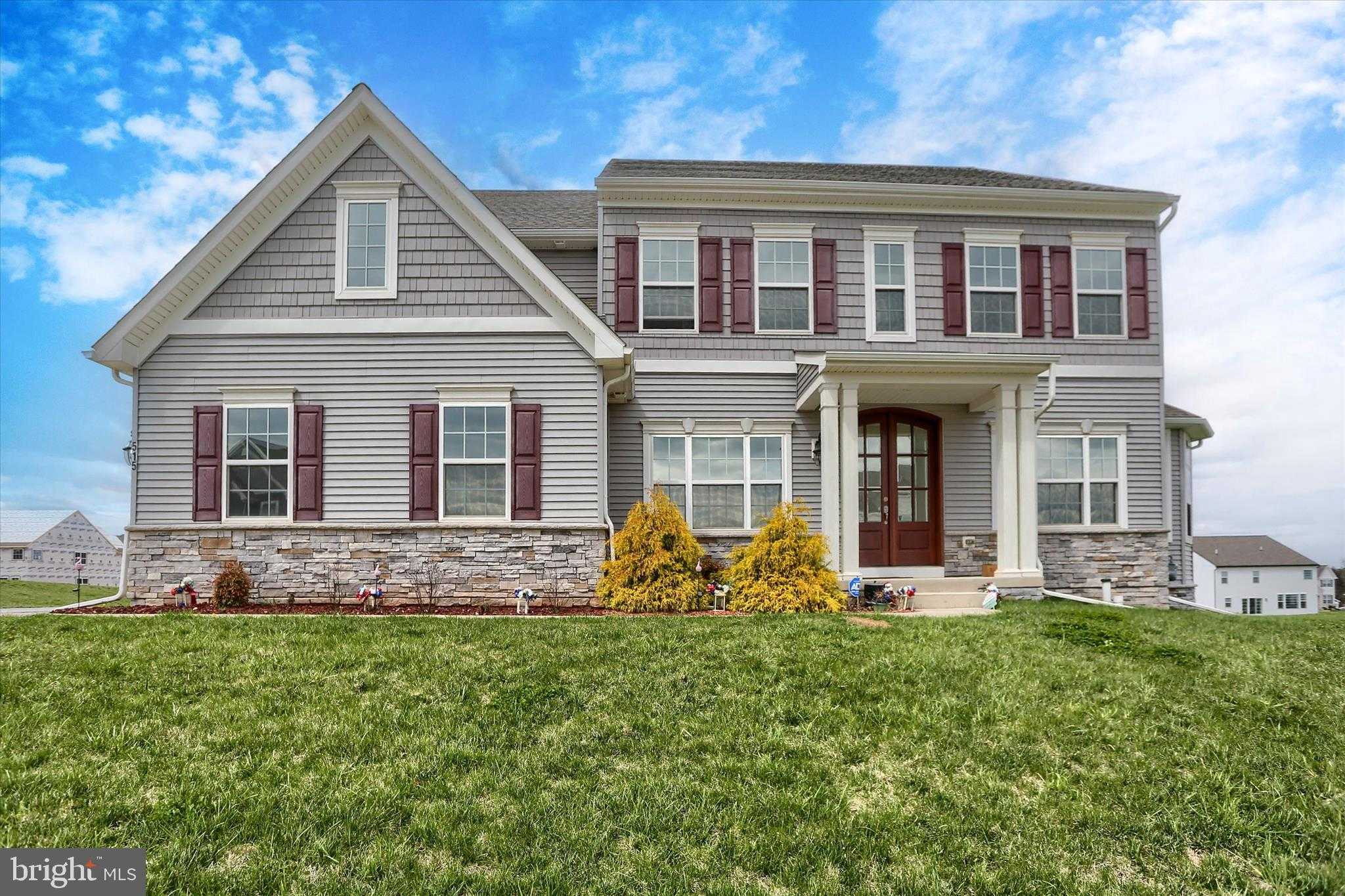 515 Darrow Rd, York