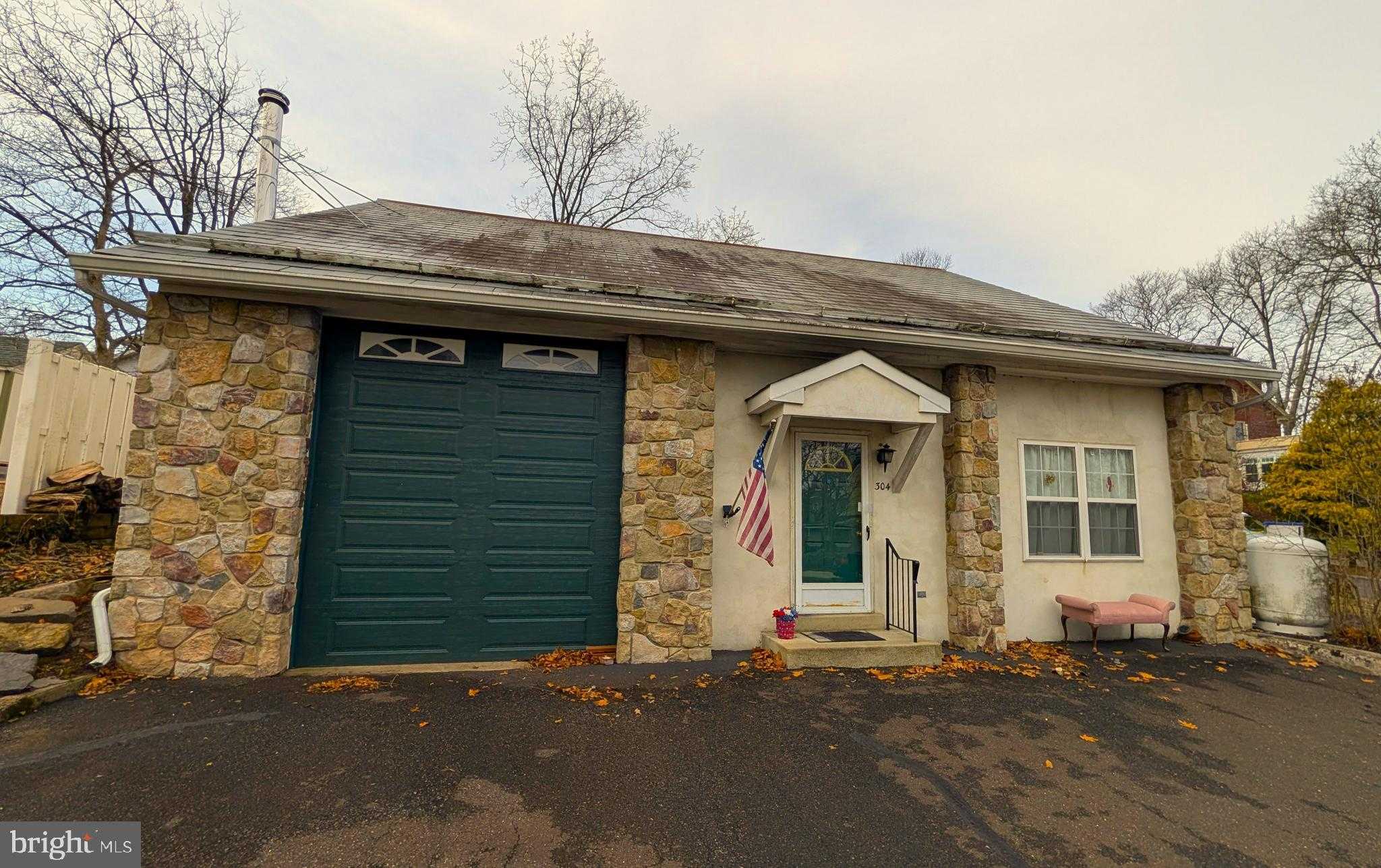 304 W Spruce St, Perkasie