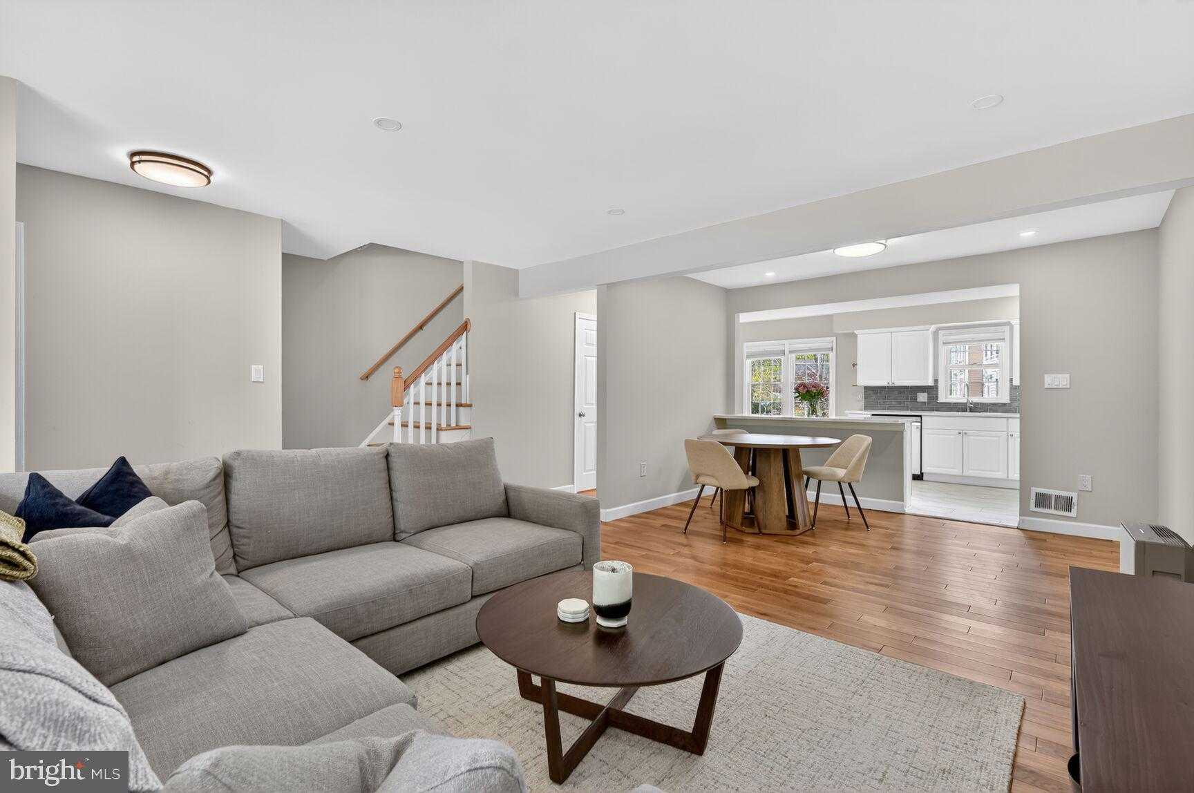 2972 Valera CT, Vienna