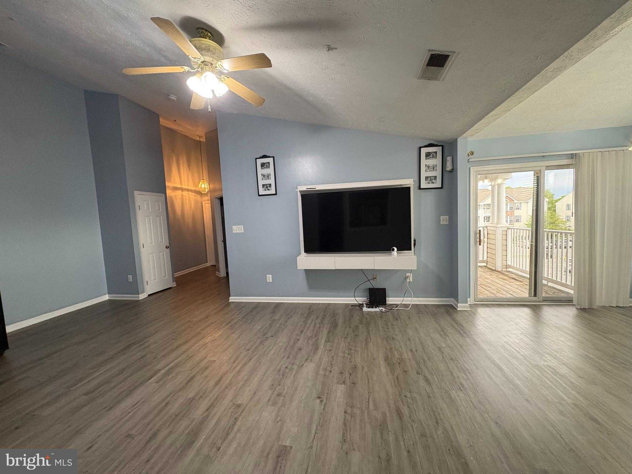 5600 Avonshire Pl Apt J, Frederick