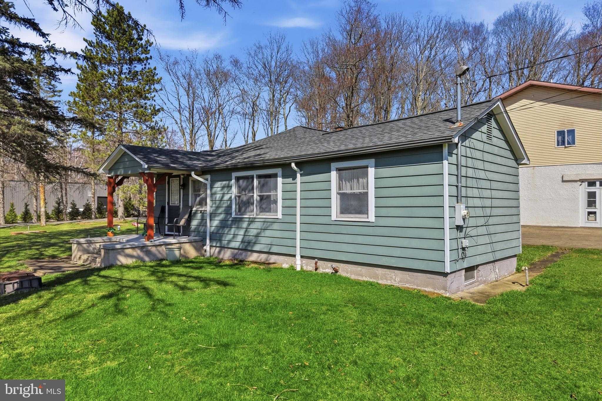 304 Drinker Tpke, Covington Township