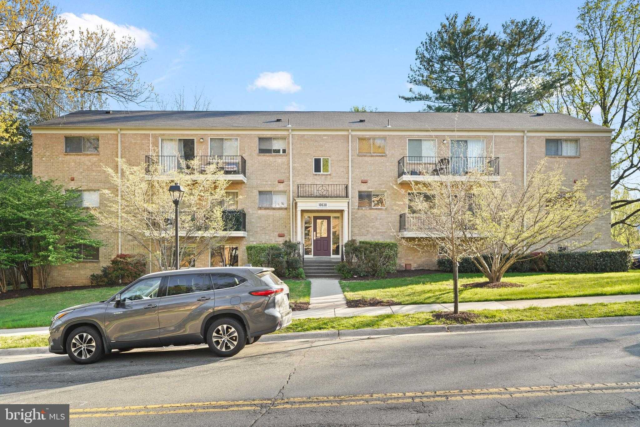 10630 Montrose Ave, Bethesda