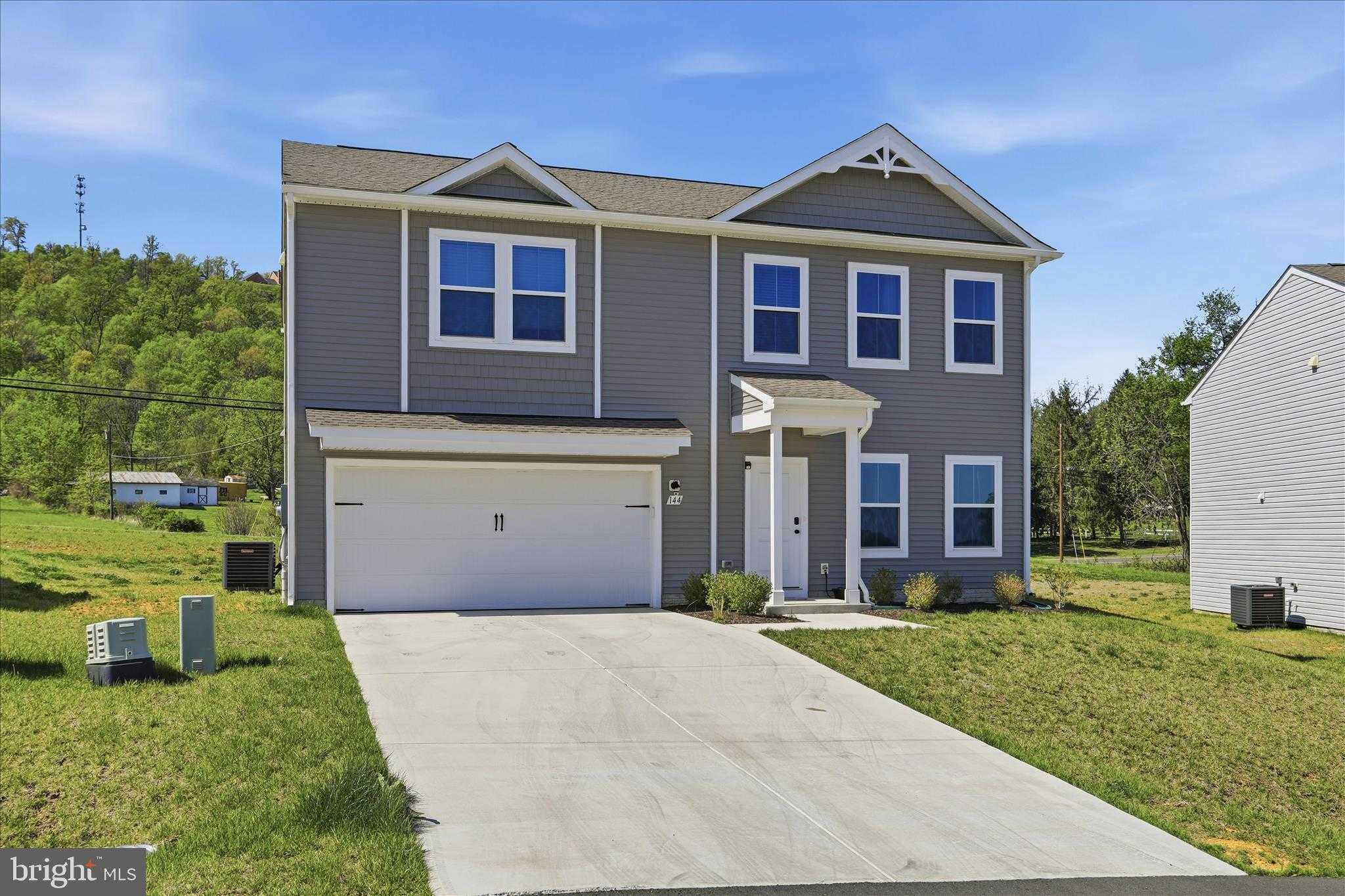 144 Scoter Rd, Hedgesville