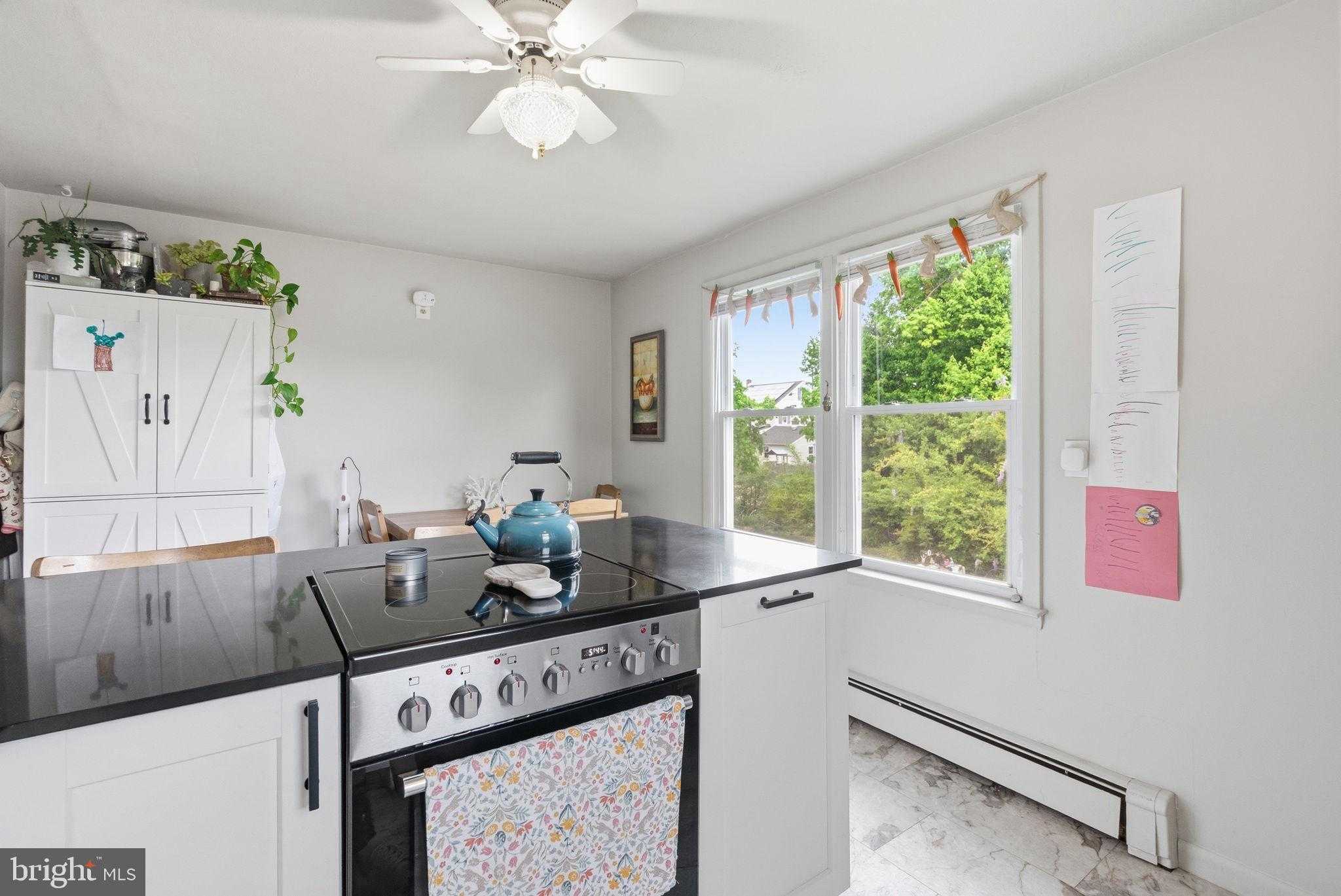 224 Oakdale Ave photo 7