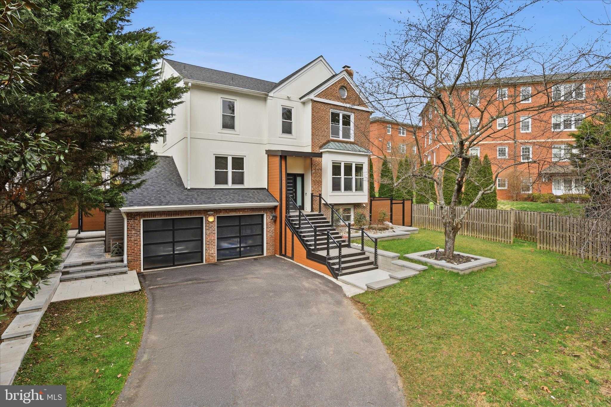 4416 Sangamore Rd, Bethesda