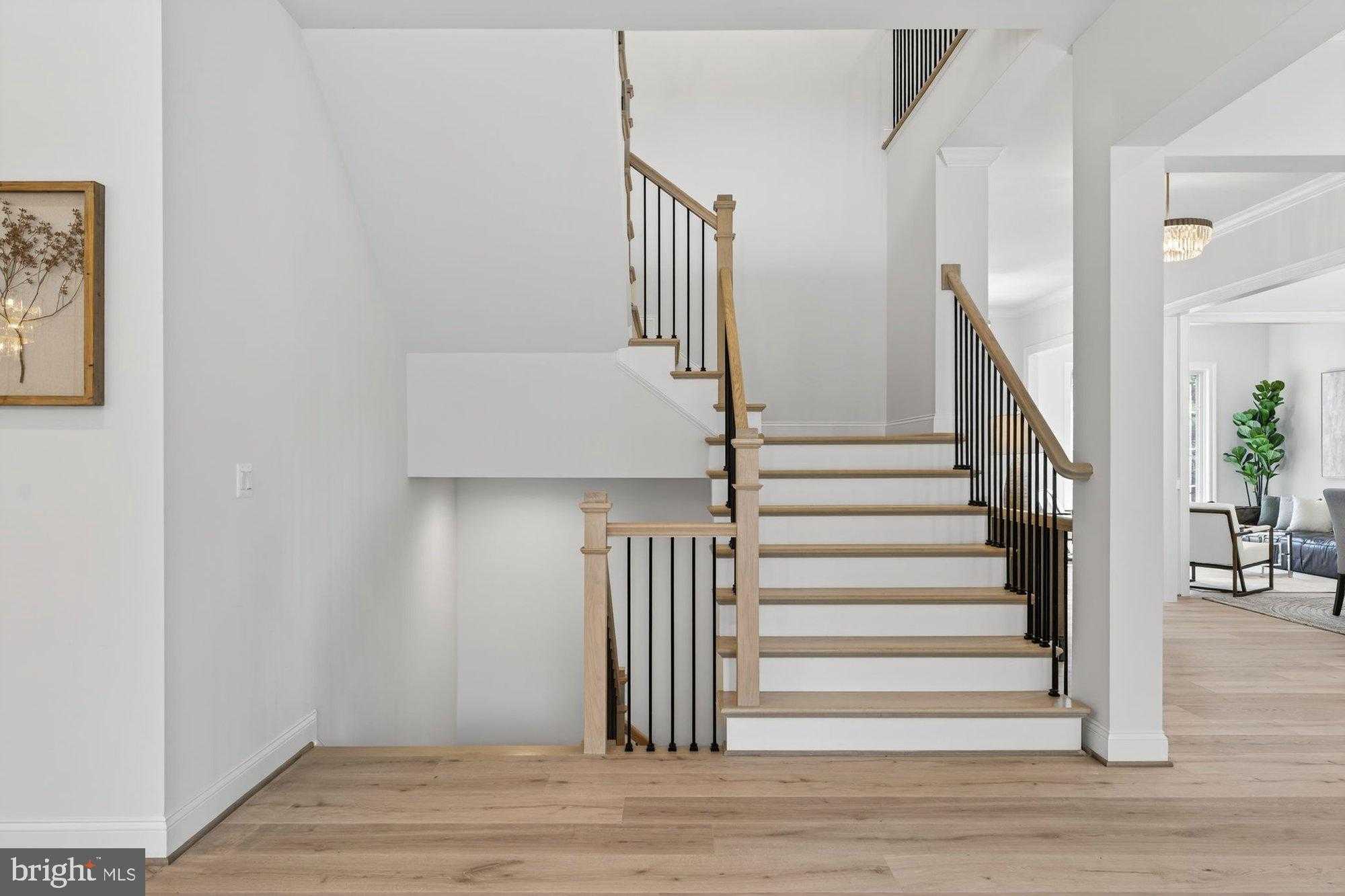 8904 Higdon Dr photo 8