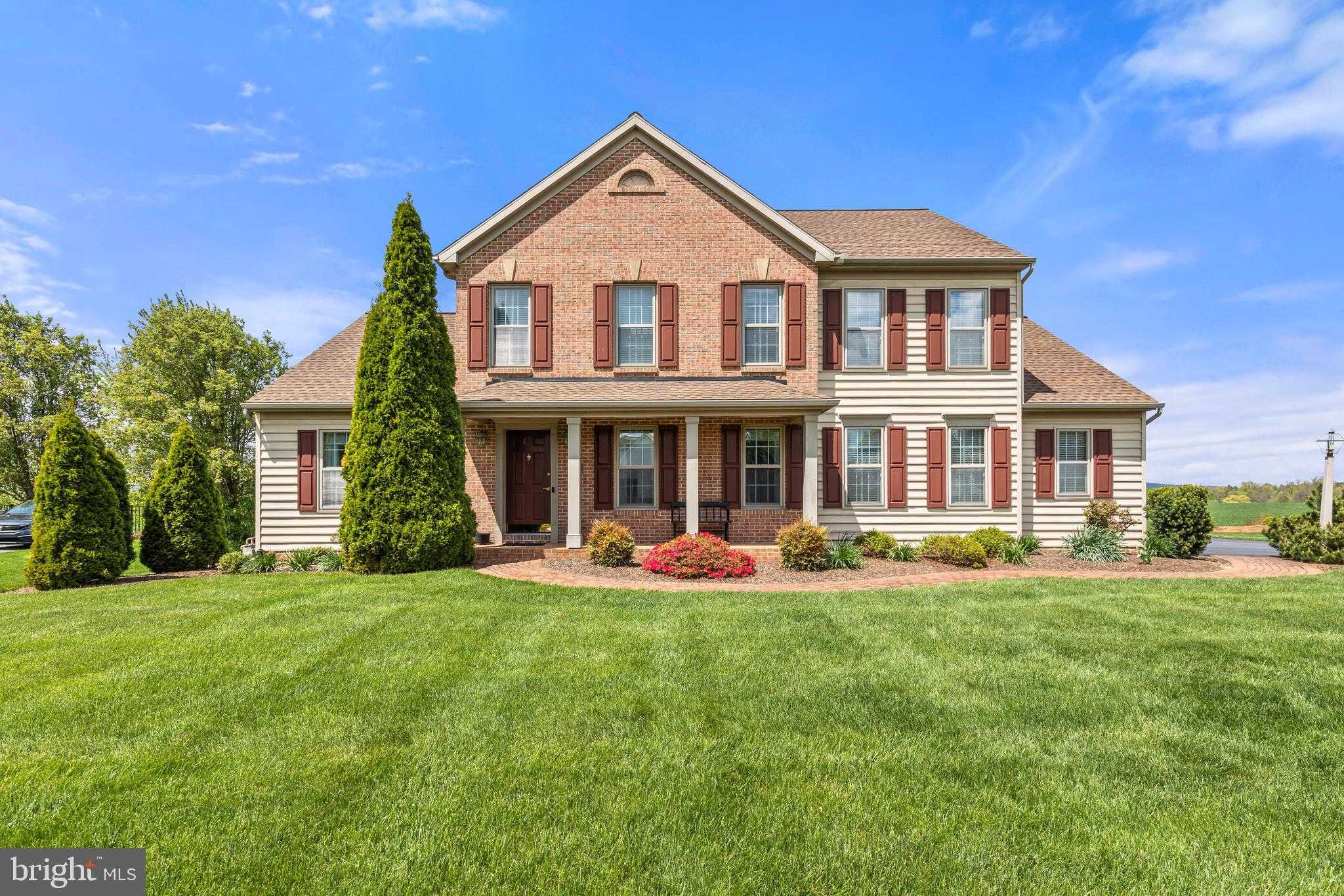 1347 Sterling Dr, York