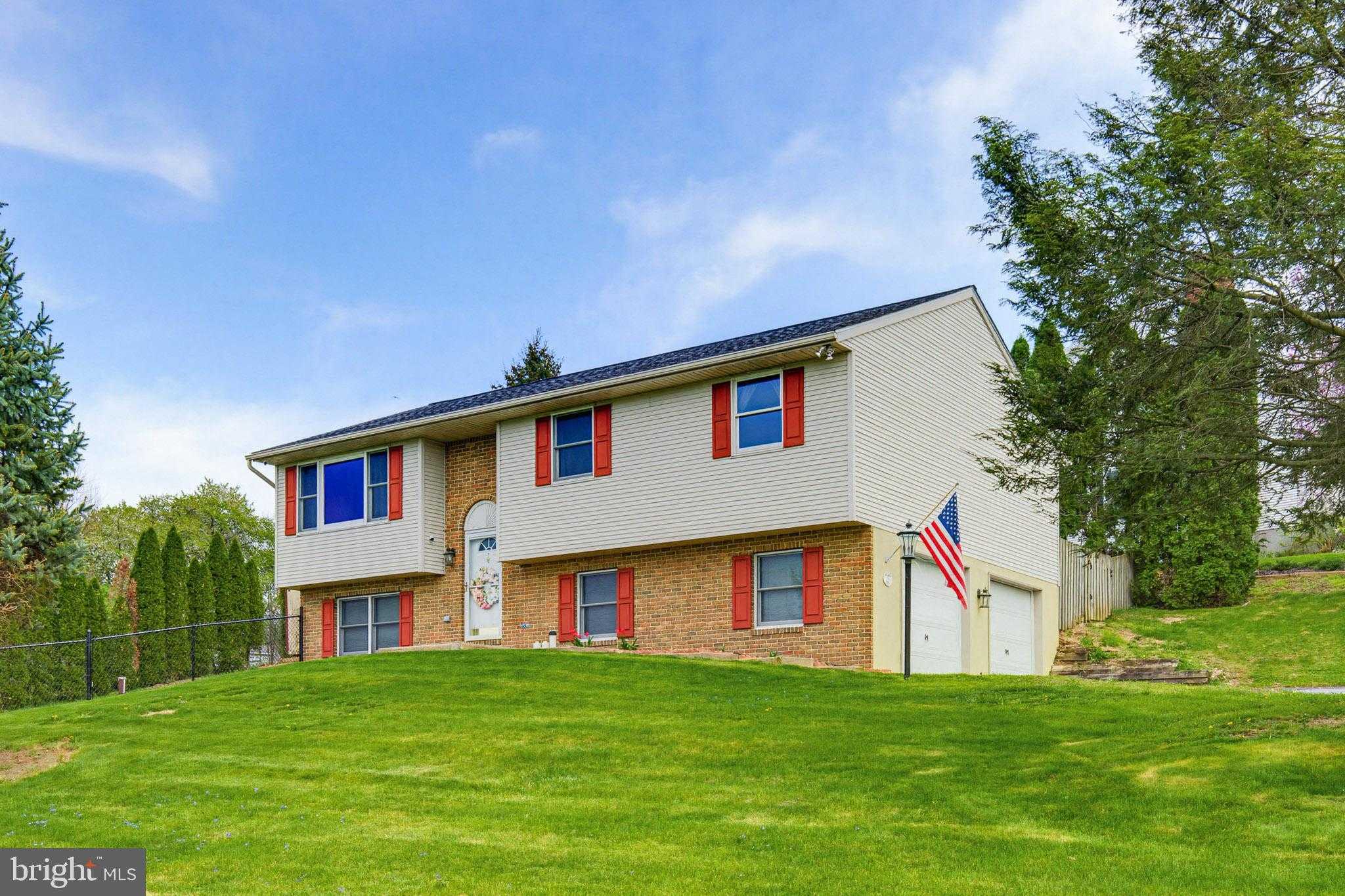 770 N 32nd St, Lebanon