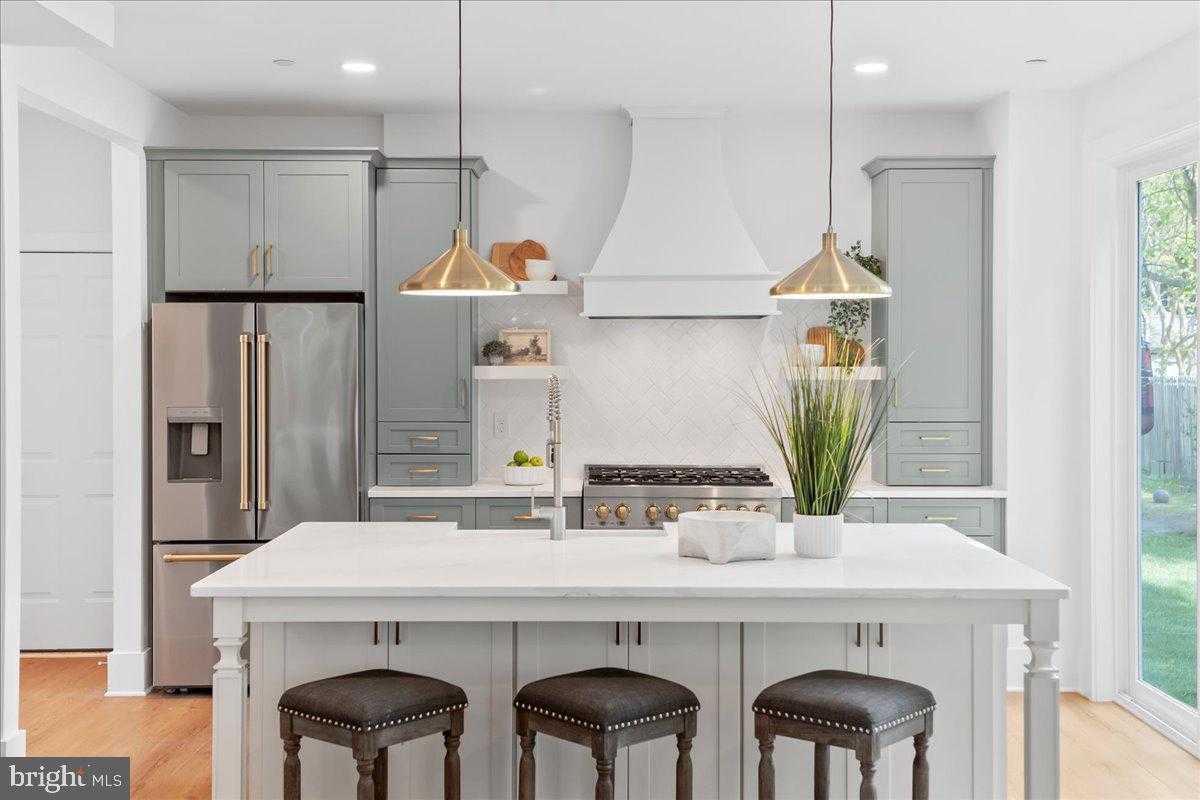 807 Radcliff Ave photo 13