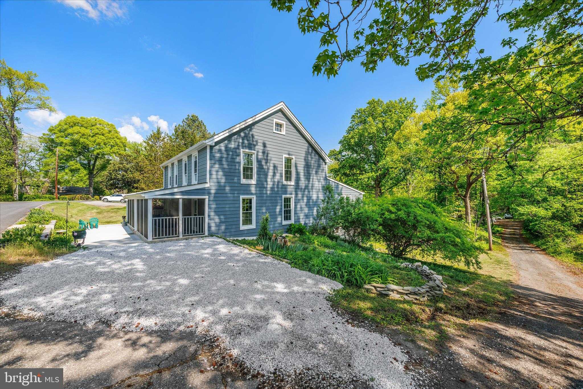 766 Dividing Creek Rd, Arnold