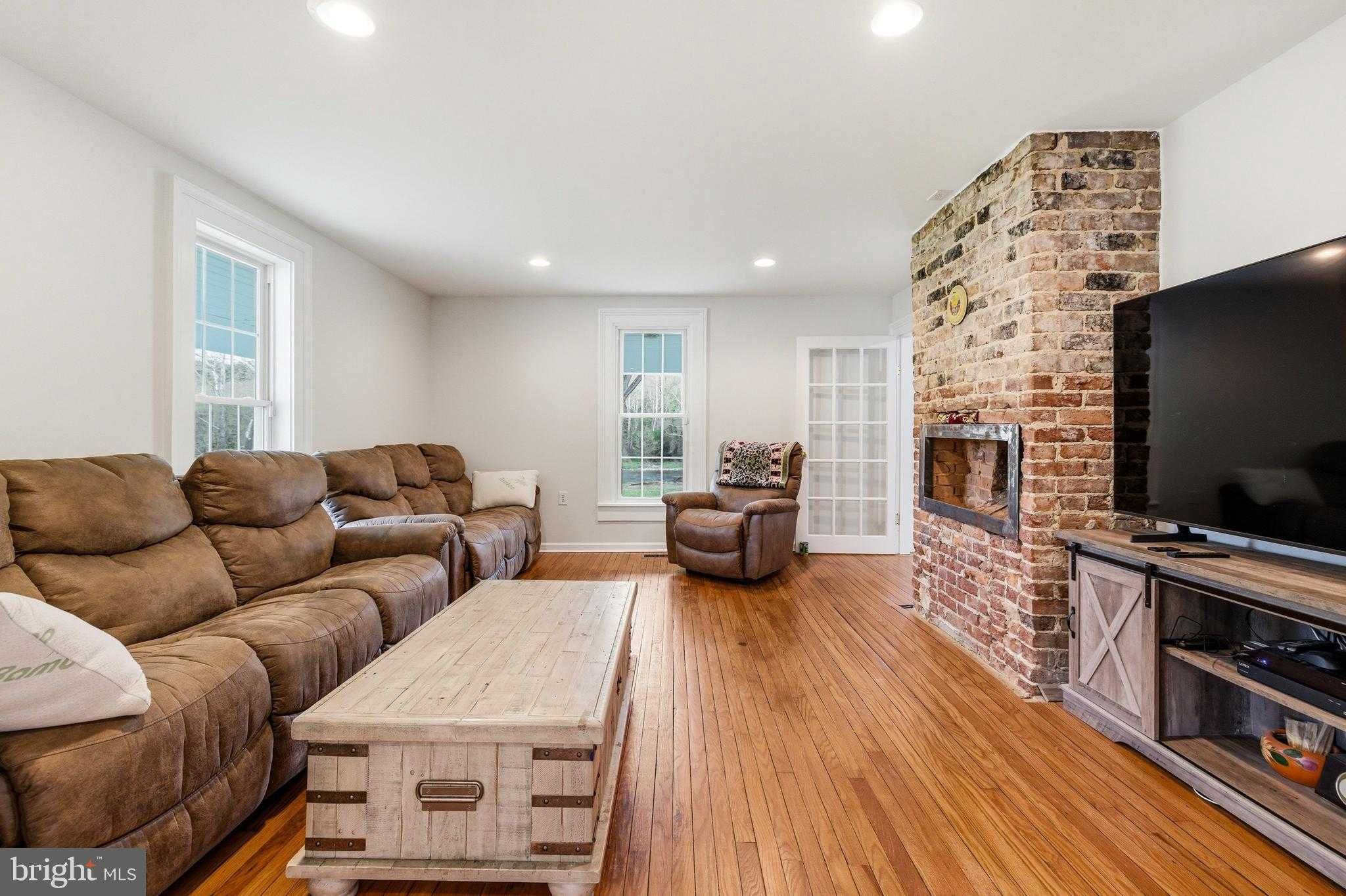 4159 US Hwy # 340 photo 7