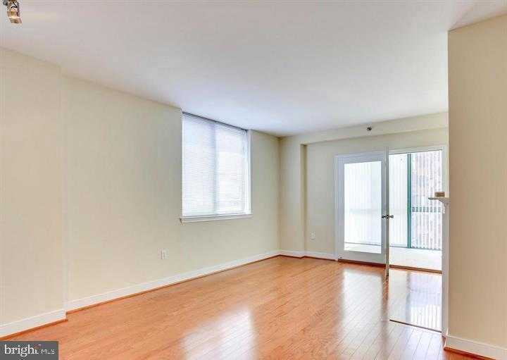1045 N Utah St # 2-602 photo 8
