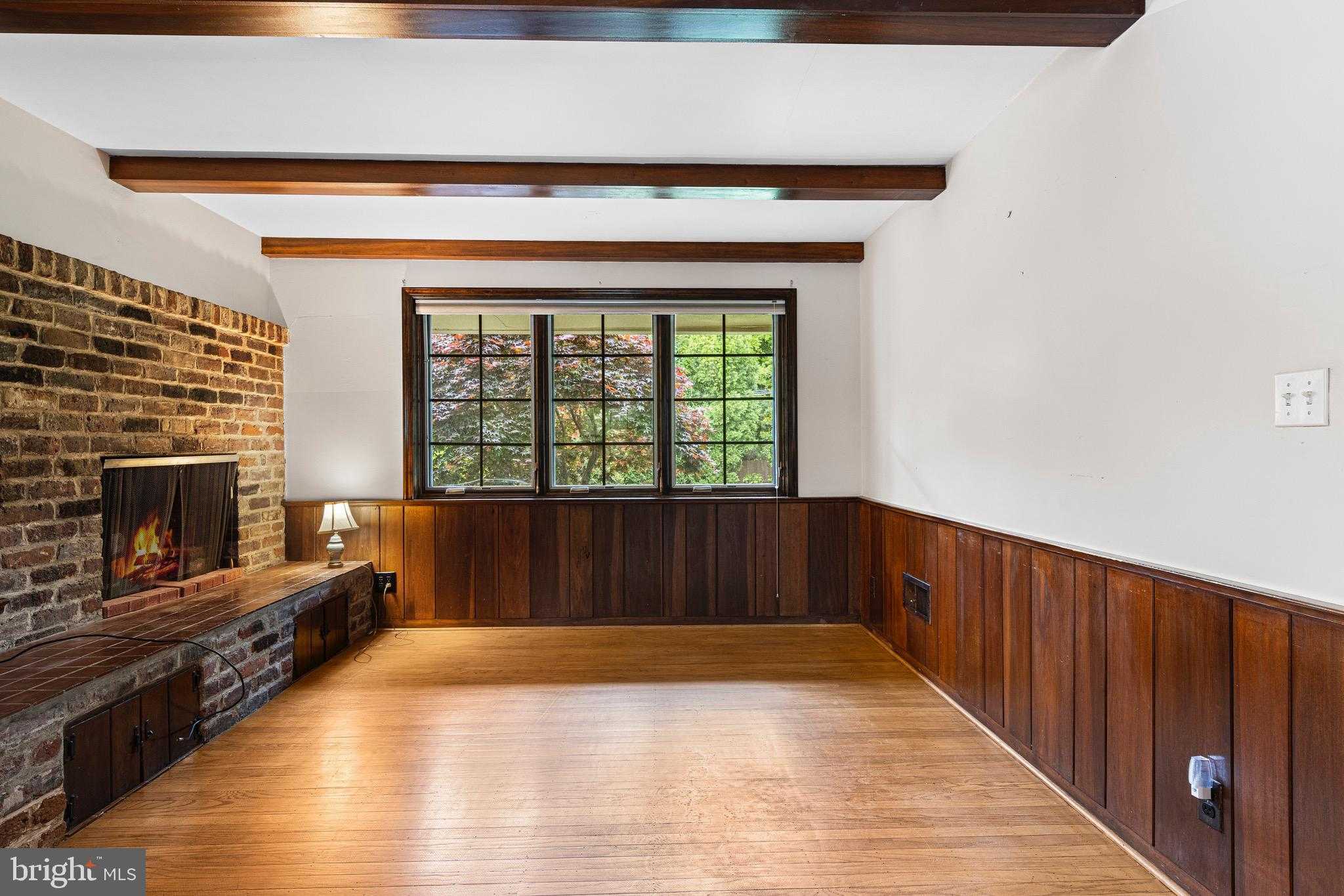 71 Forest Ln photo 17