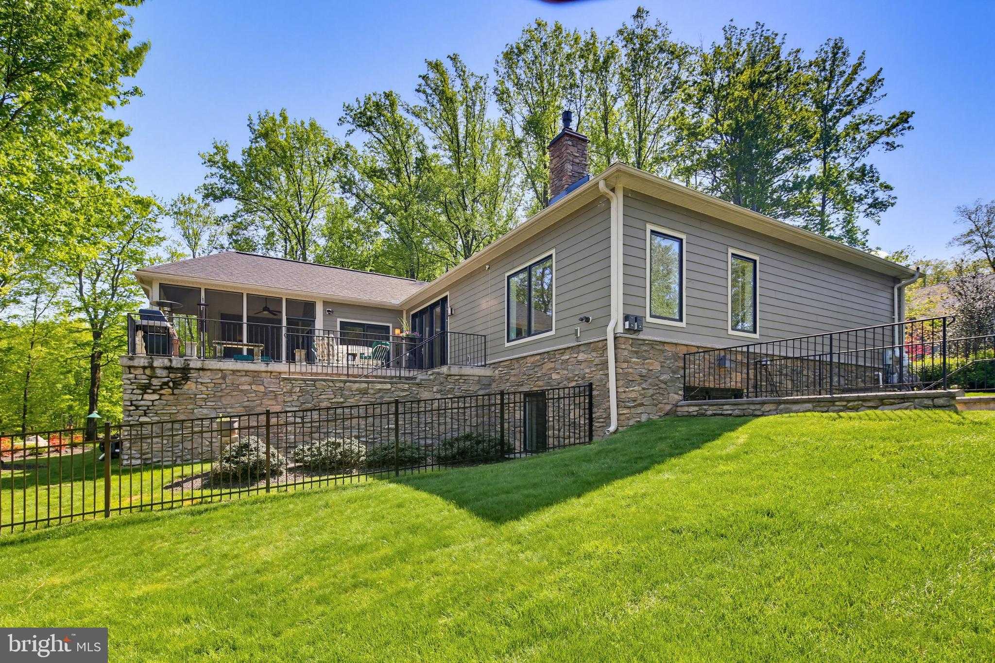 8103 Mojave CT photo 46