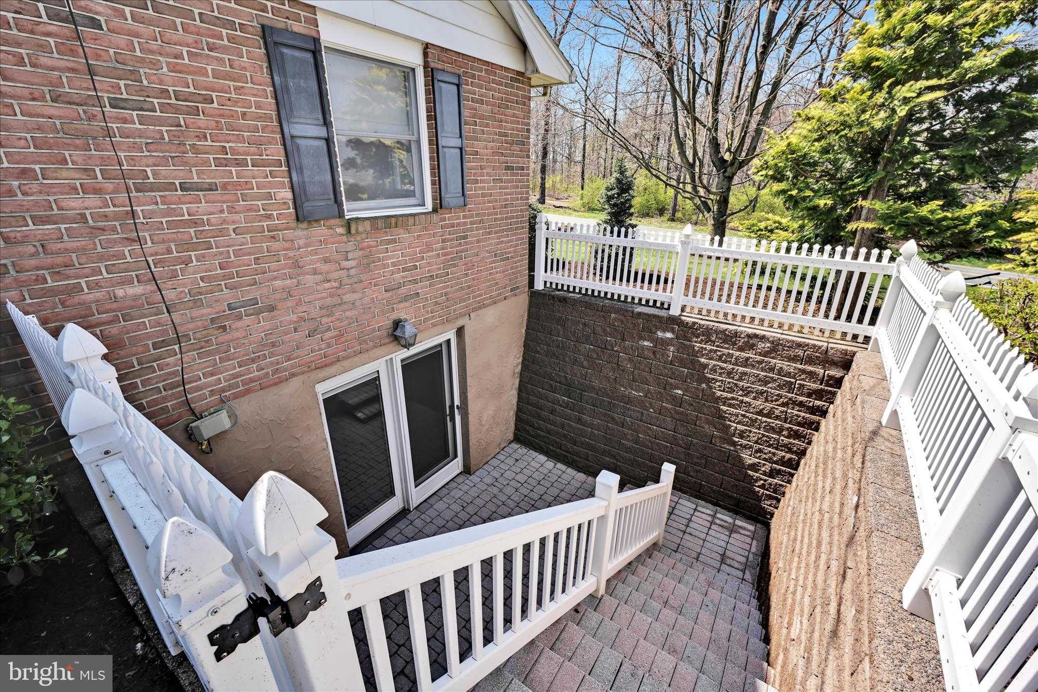 550 Stricklerstown Rd photo 54