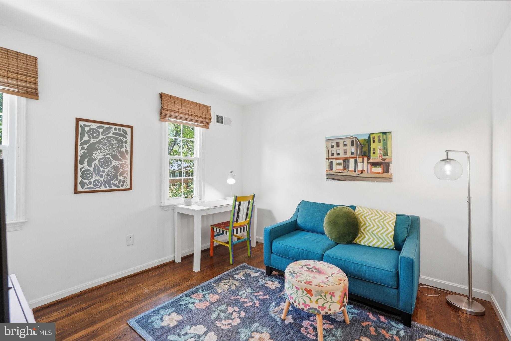 810 Duke St photo 31