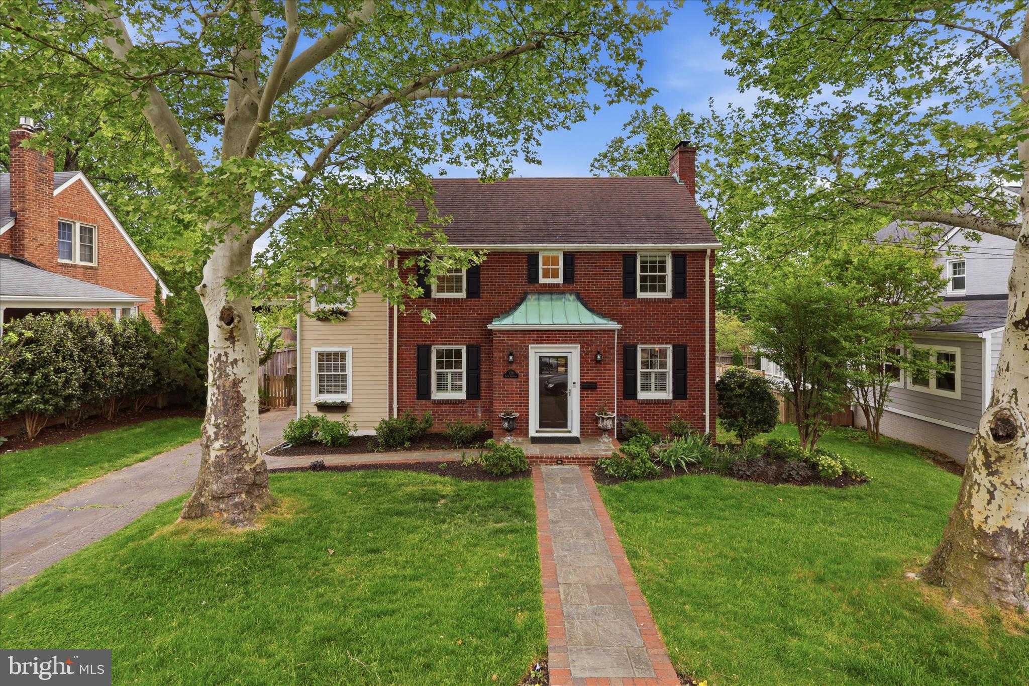 139 S Abingdon St, Arlington