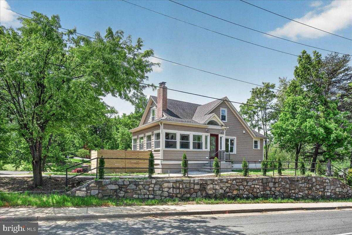 4448 W Braddock Rd photo 4