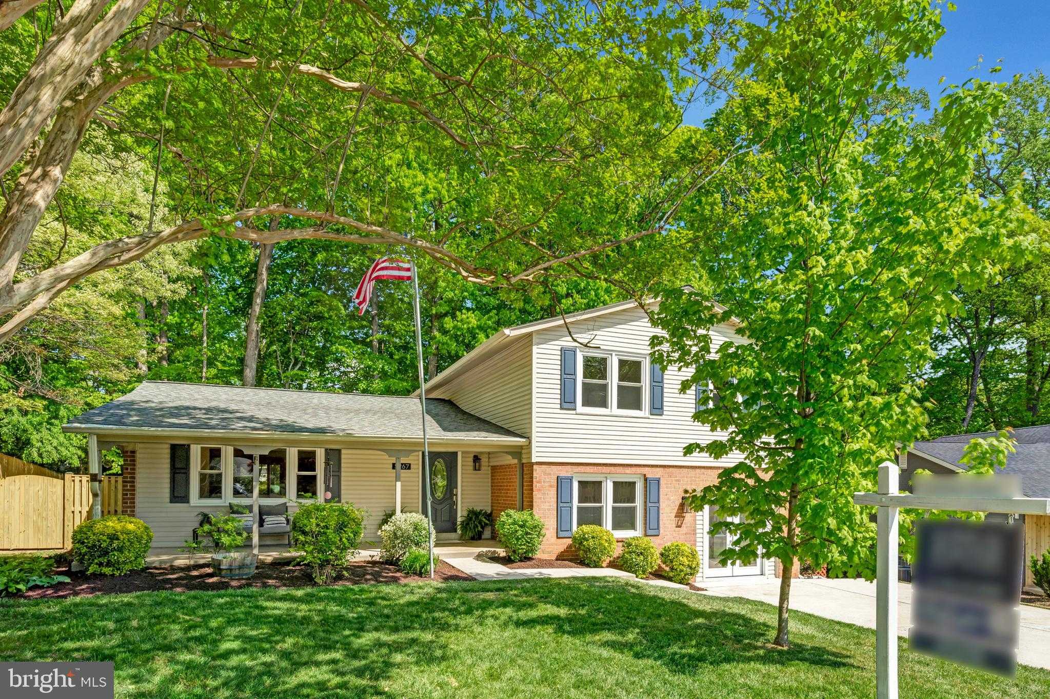 5267 Pumphrey Dr, Fairfax