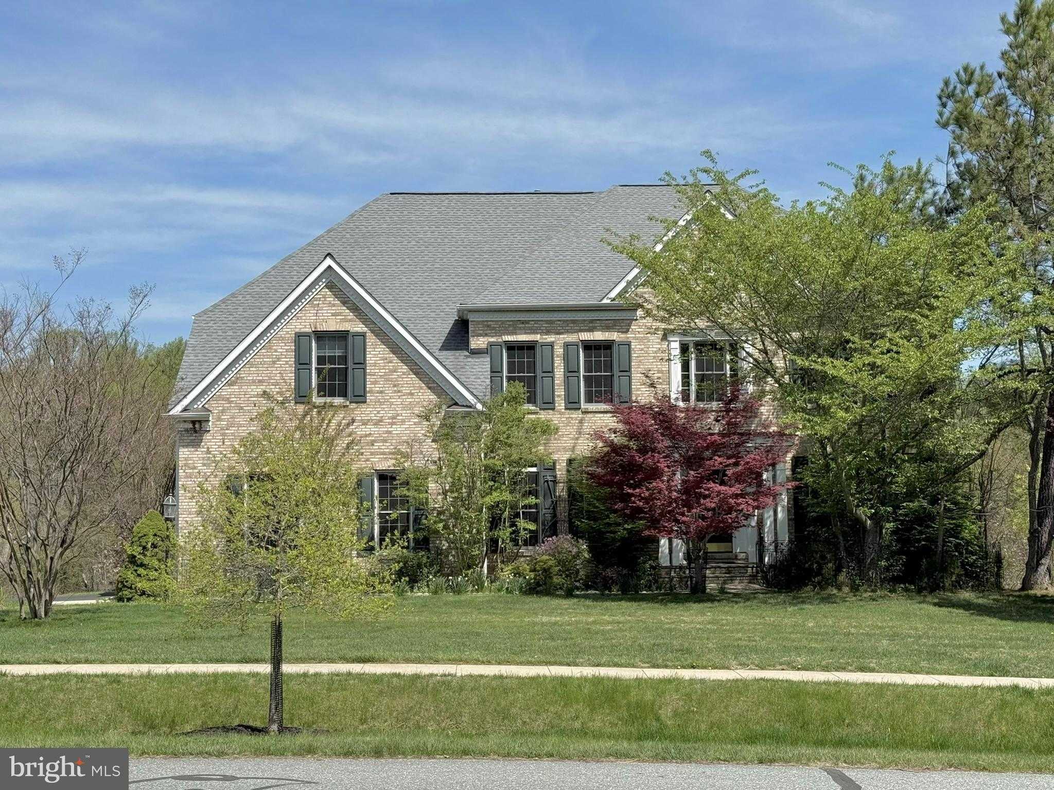 16209 Hidden Ponds Way, Gaithersburg