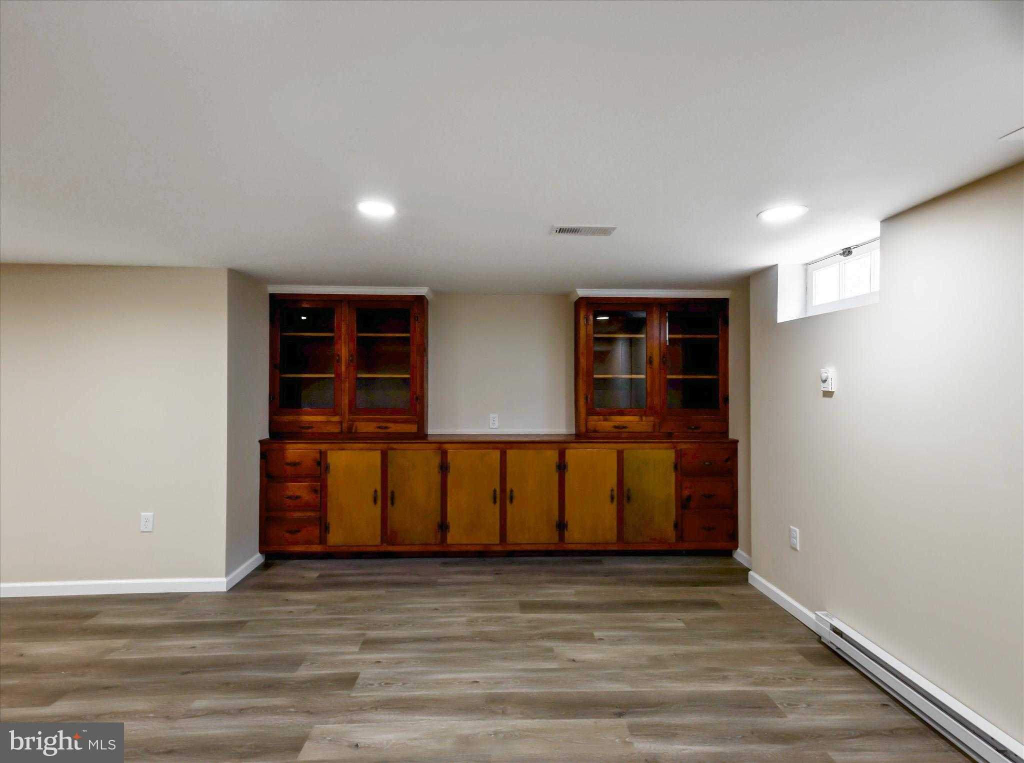 25 Young Ave photo 36