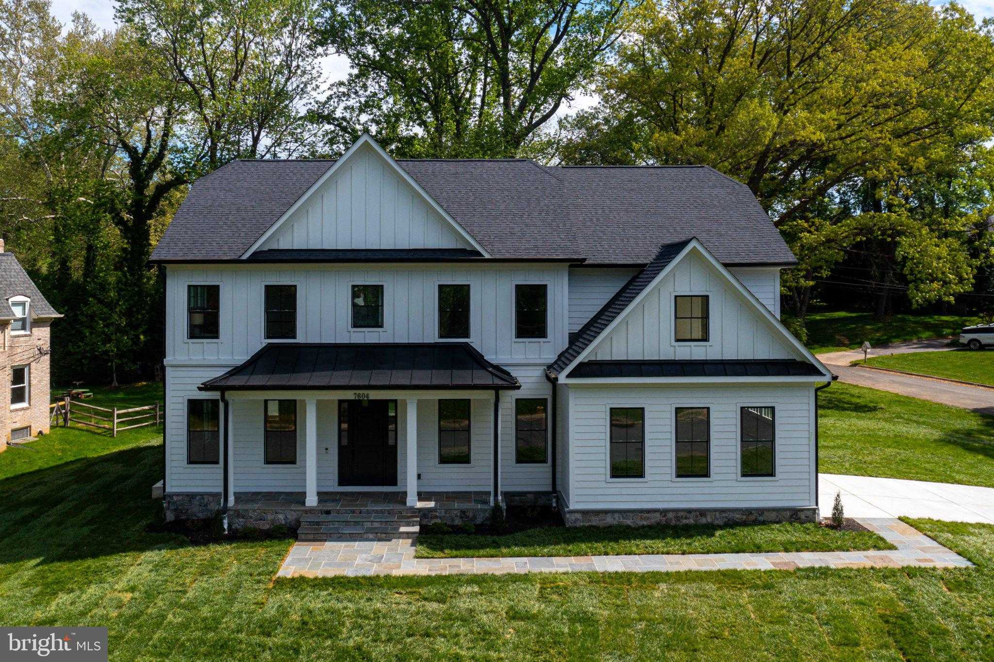7604 Charleston Dr, Bethesda