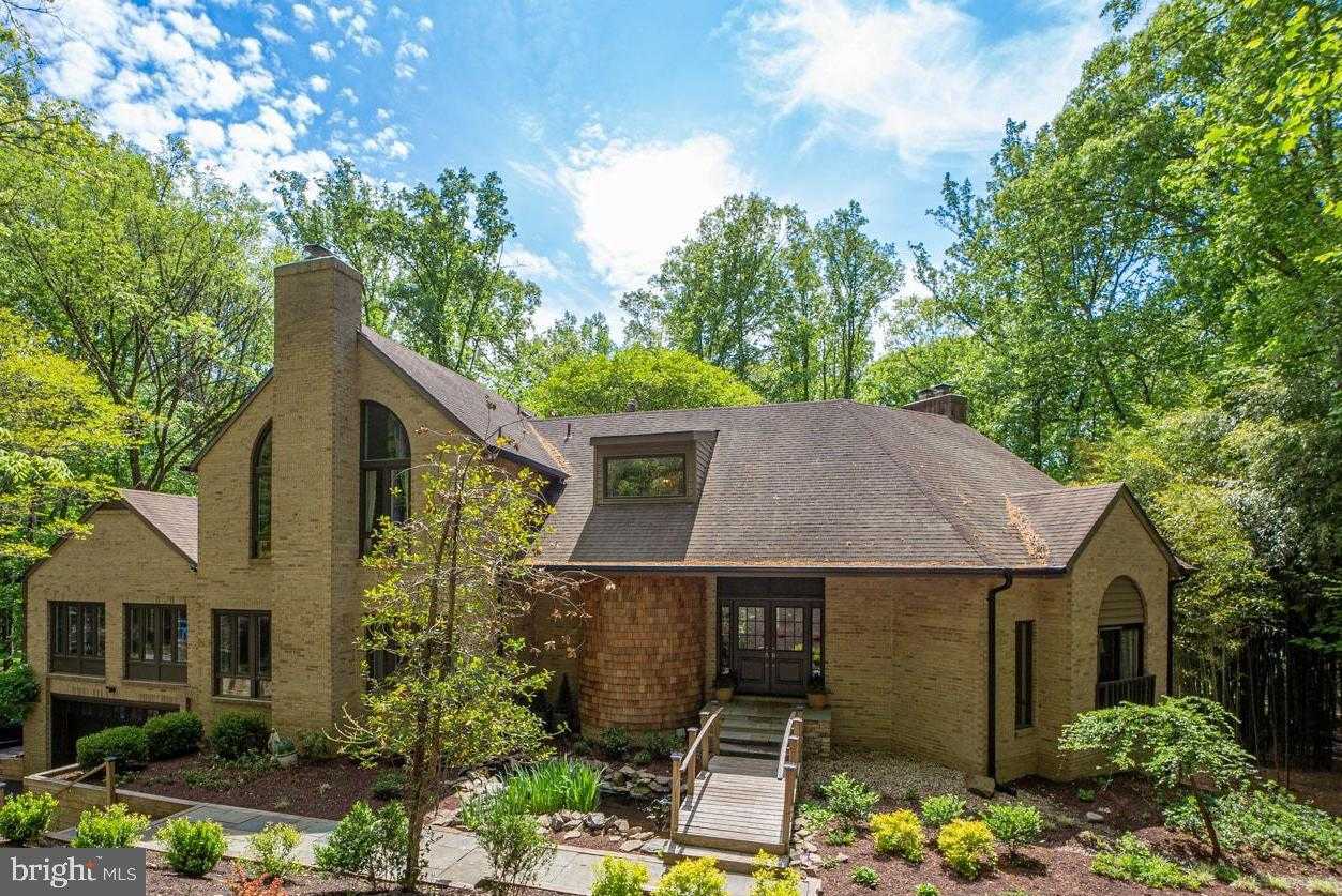 9124 Vendome Dr, Bethesda