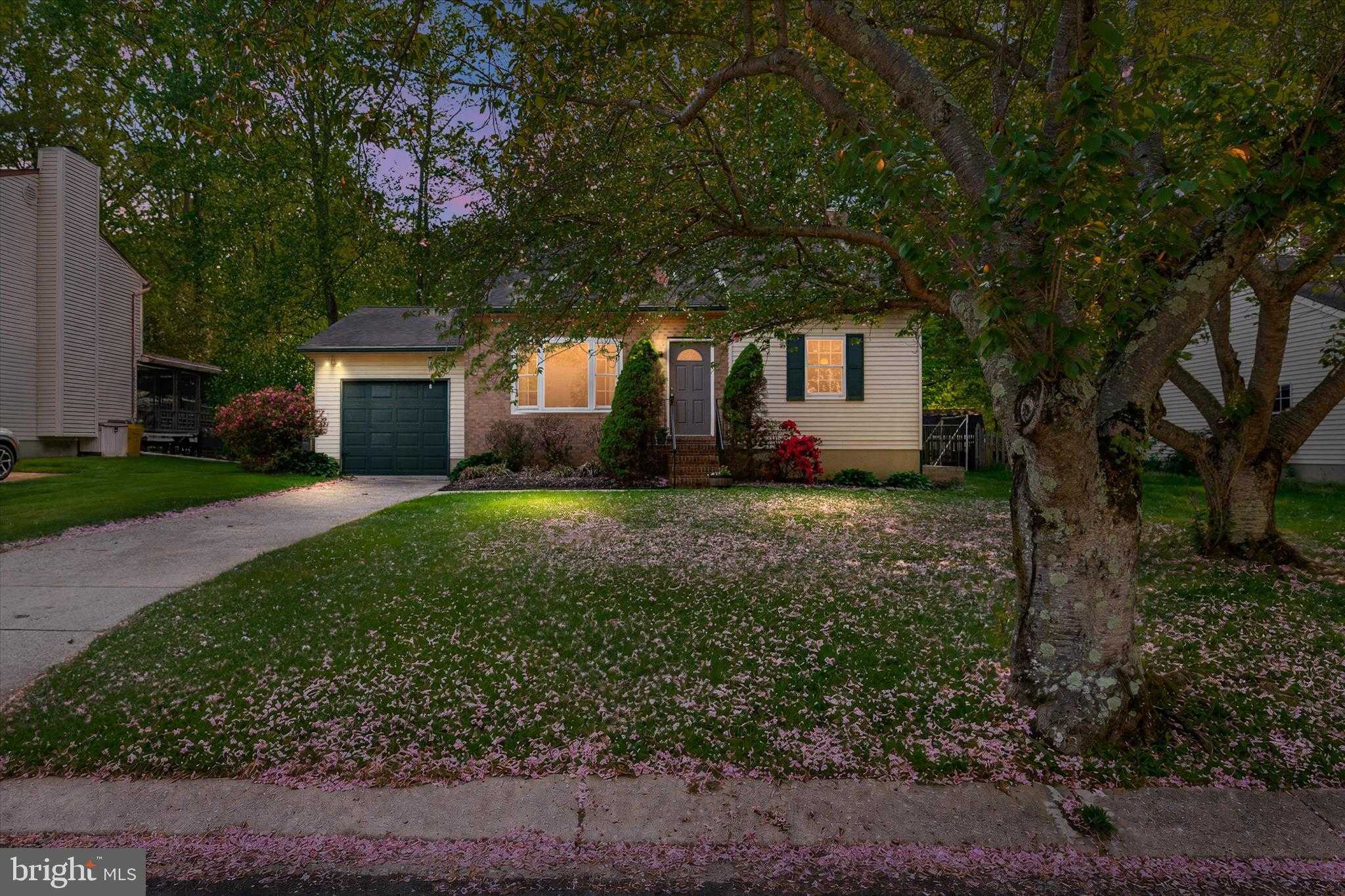 511 Norton Ln, Arnold