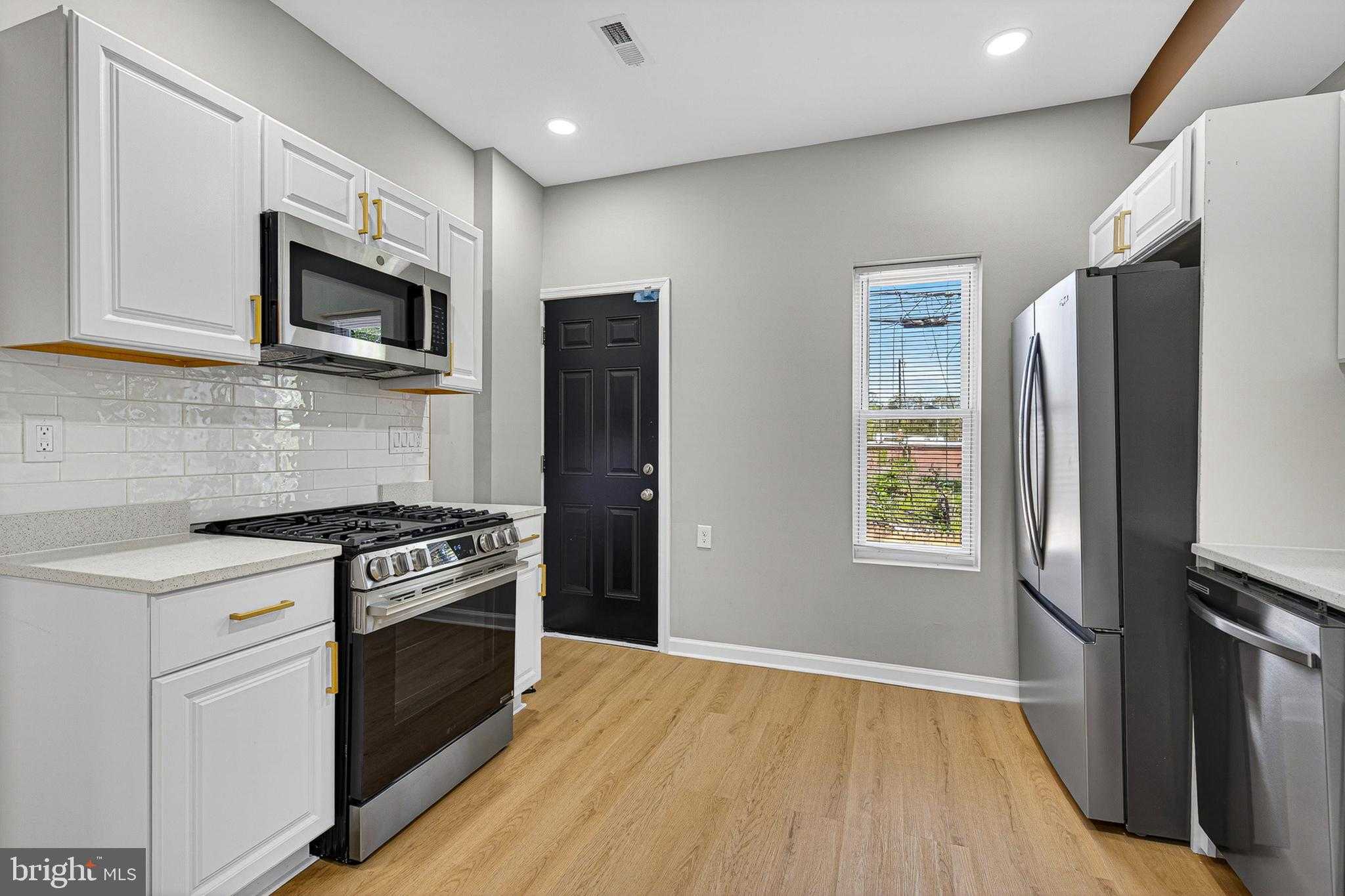 2518 W Fayette St, Baltimore
